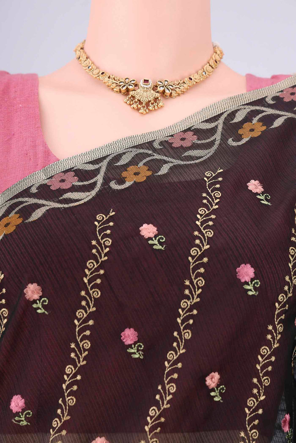 Border image of Black Blended Kota Cotton Saree with Embroidery on the body and Zari Border. 