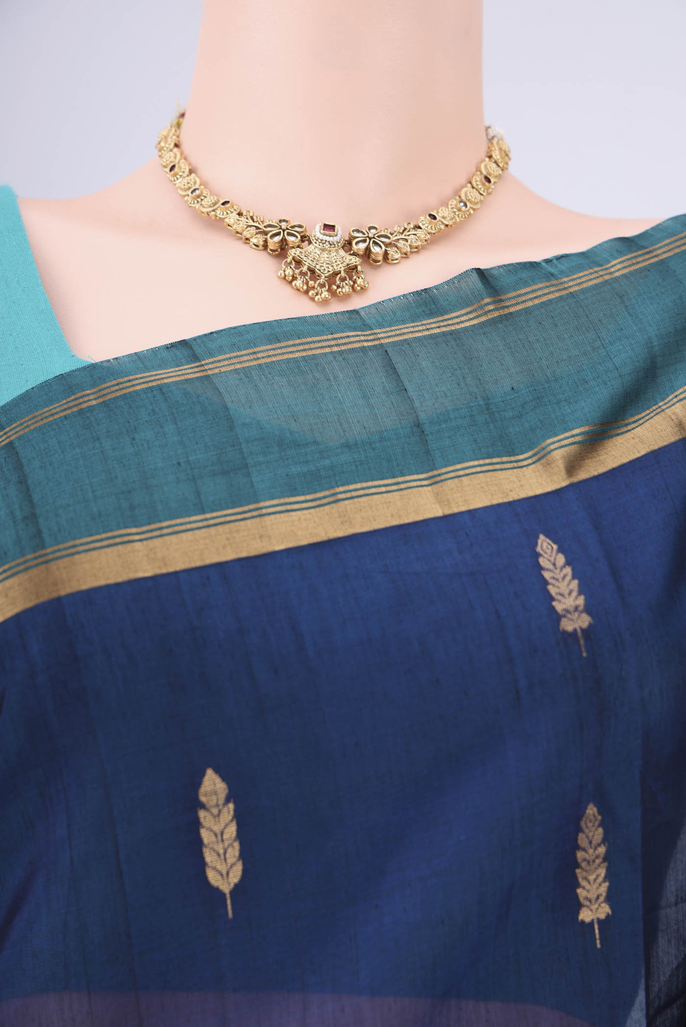 Border image of Royal Blue Silk Cotton Saree with Zari Brocade on the body and Zari Border. 