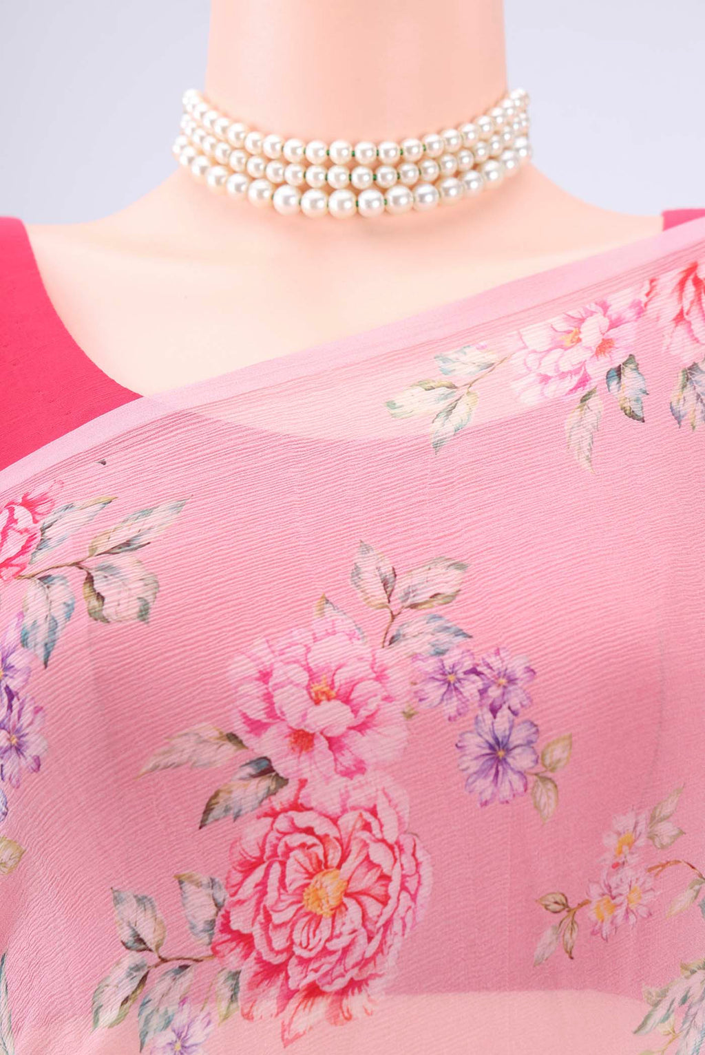 Border image of Rose pink Mysore Chiffon Saree with Floral Print on the body and Plain Border. 