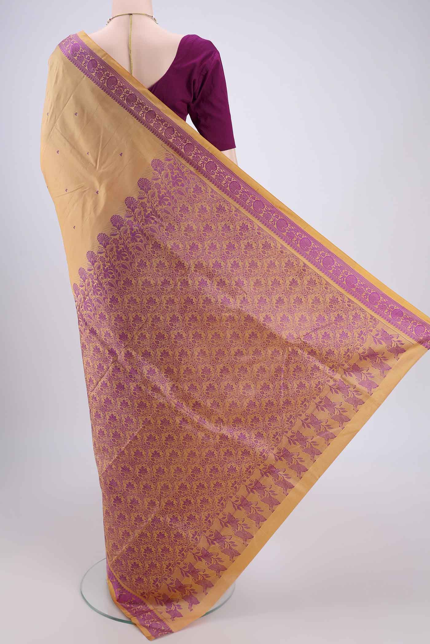 Flat view of Sandal Kanchipuram Silk Saree with Thread Butta on the body and Thread Border. 