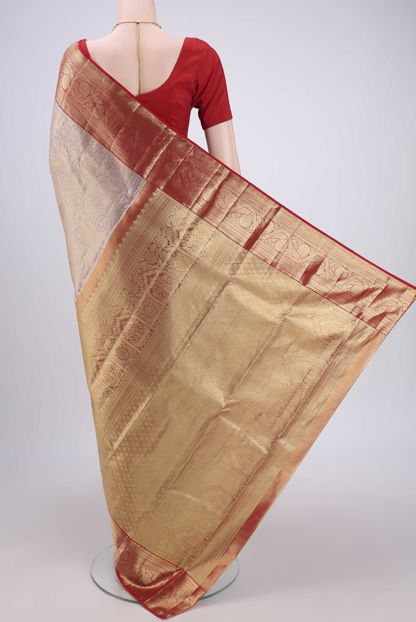 Flat view of Gold with maroom Dual Tone Kanchipuram Silk Saree with Zari Brocade on the body and Zari Border. 