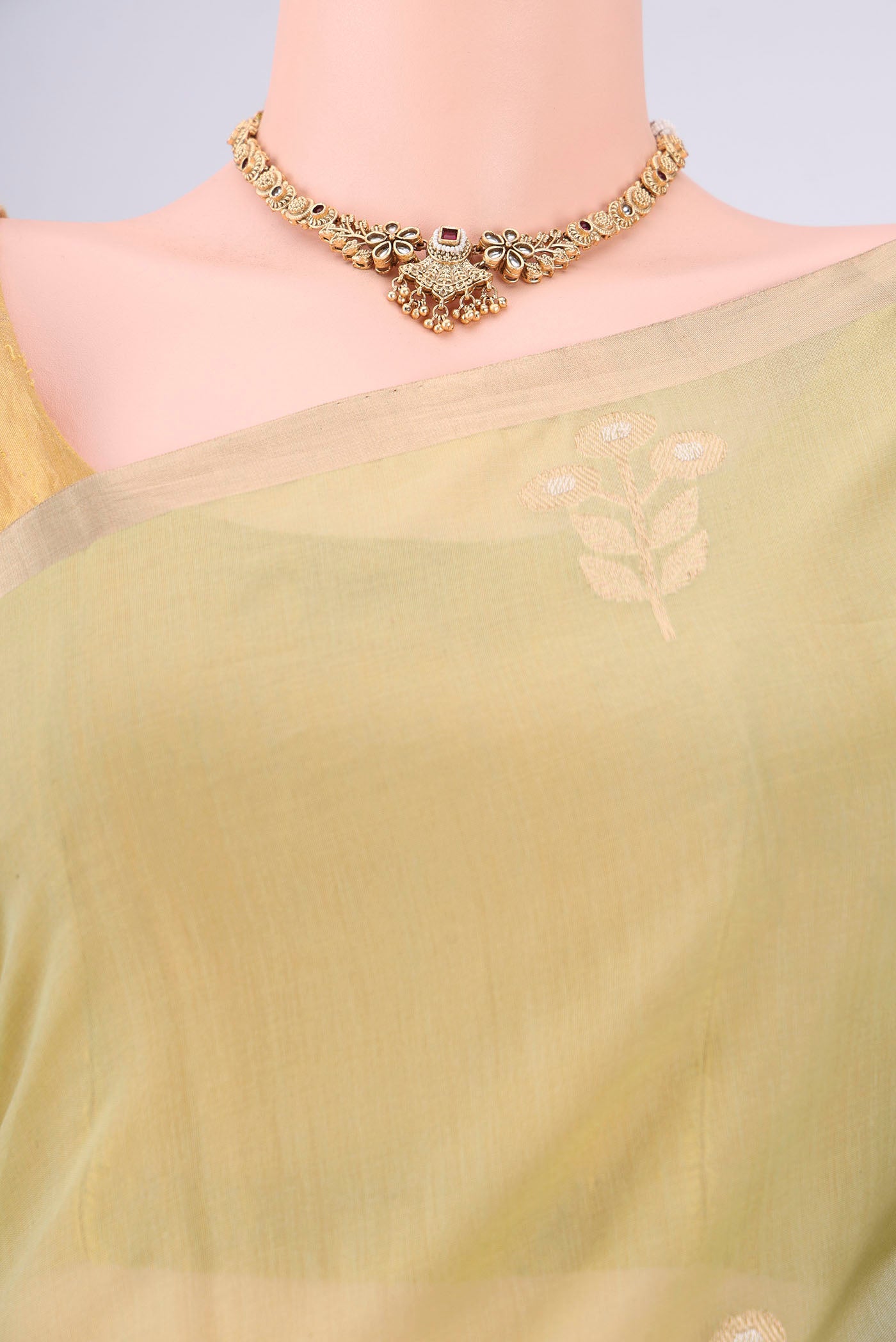Border image of Light Green Chanderi Silk Cotton Saree with Zari Butta on the body and Zari Border. 