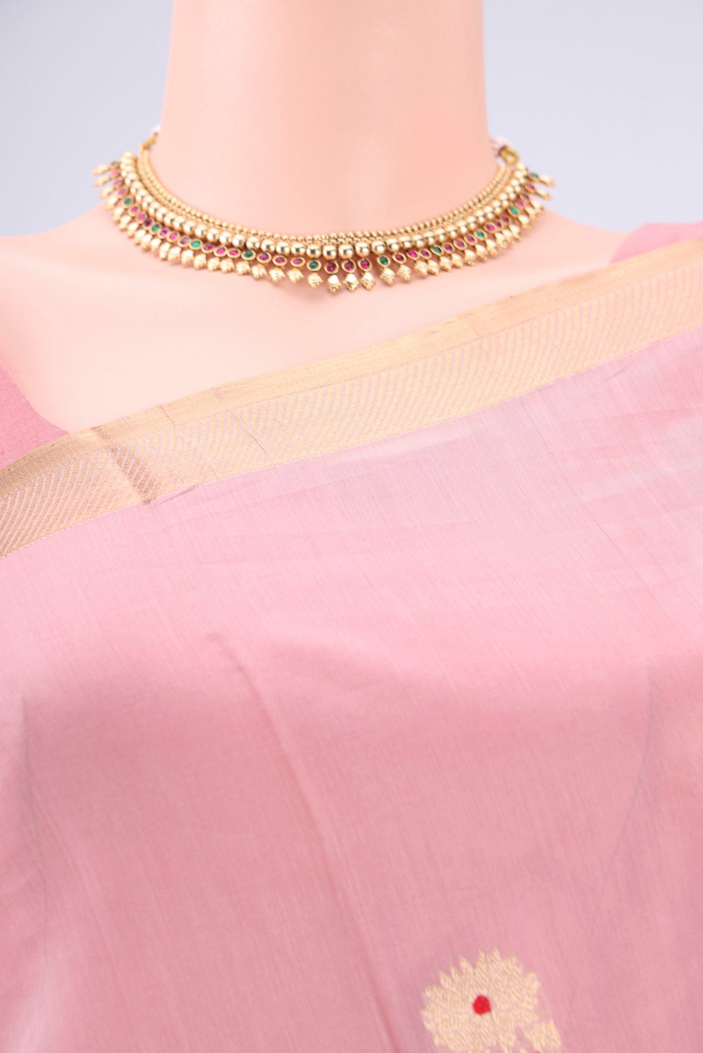 Border image of Pink Chanderi Silk Cotton Saree with Zari Butta on the body and Zari Border. 