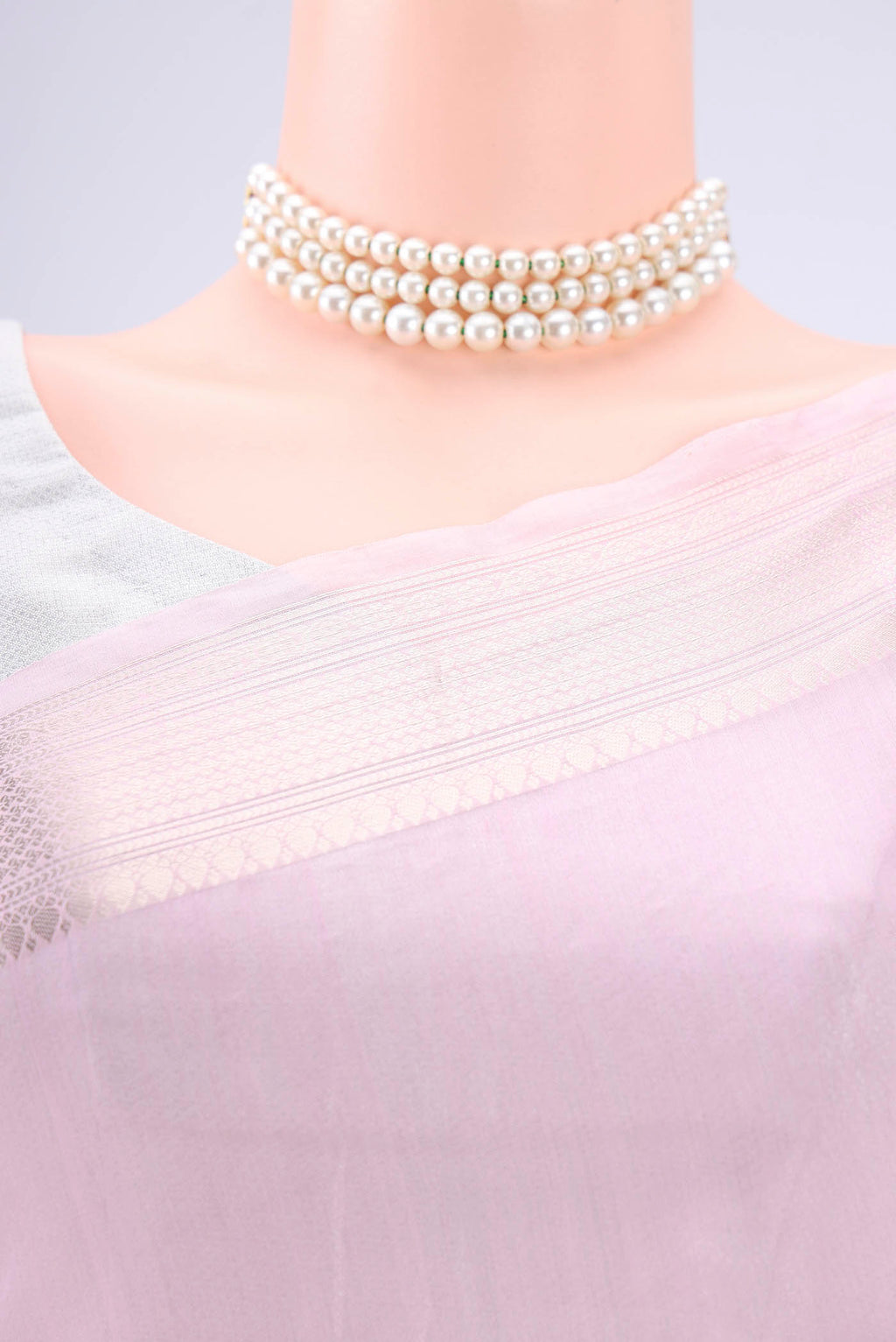 Border image of Rose pink Chanderi Silk Cotton Saree with Zari Butta on the body and Zari Border. 