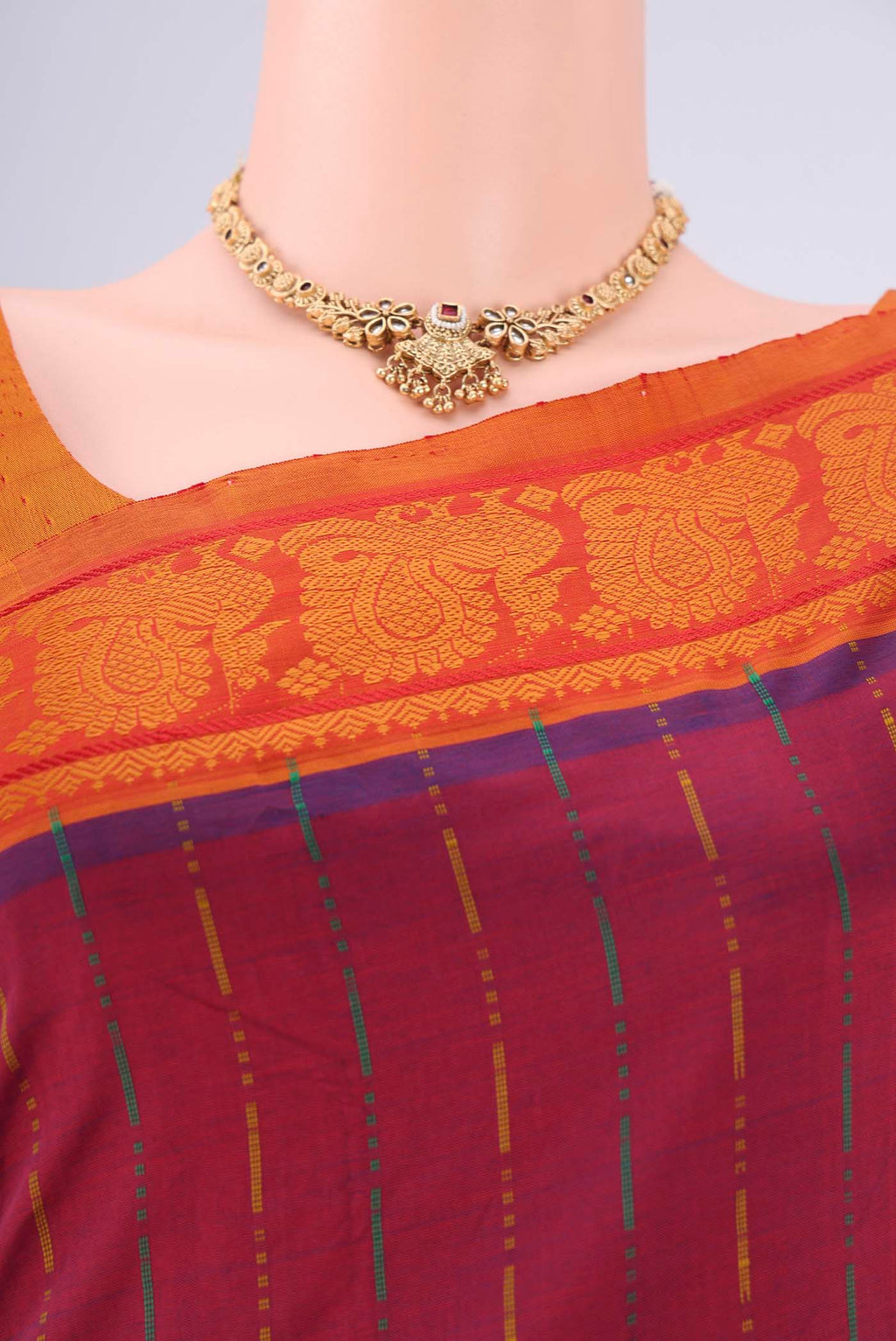Border image of Magenta Blended Poly Cotton Saree with Stripes on the body and Thread Border. 