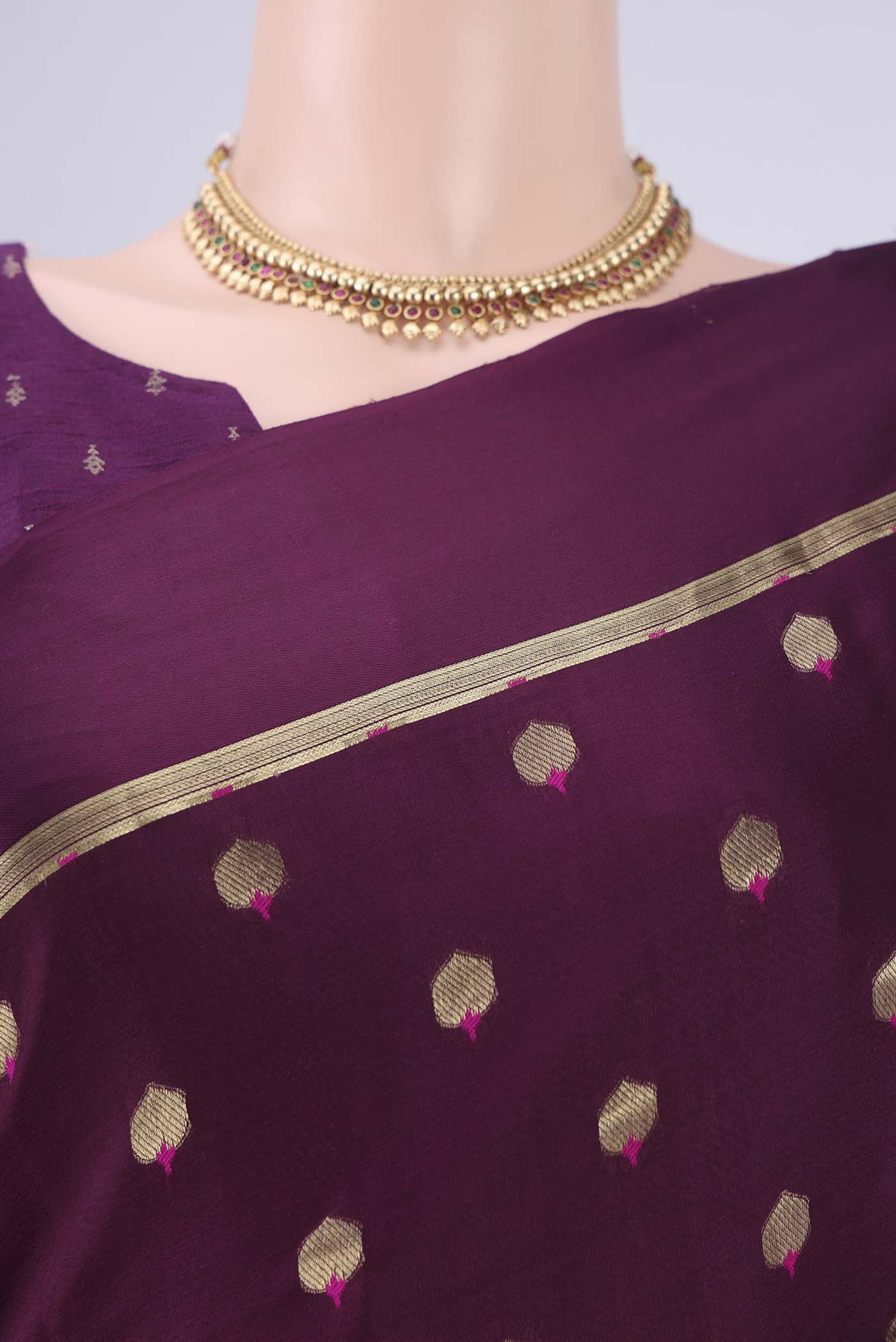 Border image of Purple Mysore Crepe Saree with Zari And Thread Butta on the body and Zari Border. 
