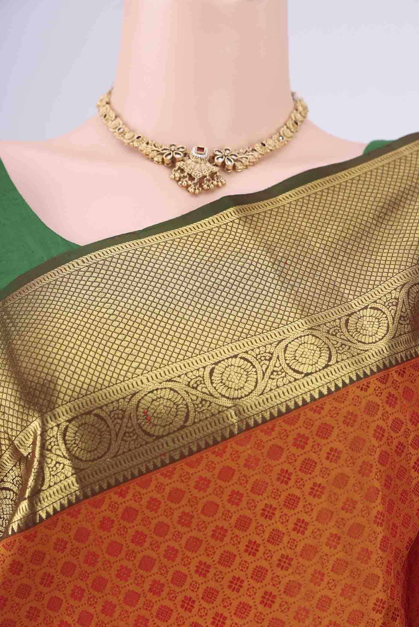 Border image of Mustard Dual Tone Kanjivaram Saree with Jacquard design on the body and Zari Border. 