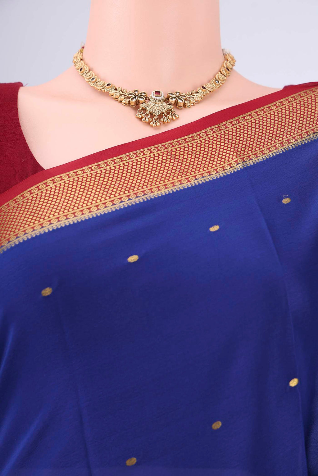 Border image of Royal Blue Mysore Georgette Saree with Zari Butta on the body and Zari Border. 
