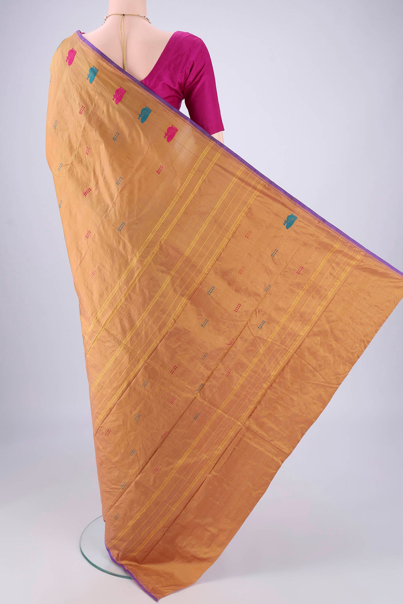 Flat view of Brown Kanchipuram Silk Saree with Jacquard With Thread Butta on the body and Thread Border. 
