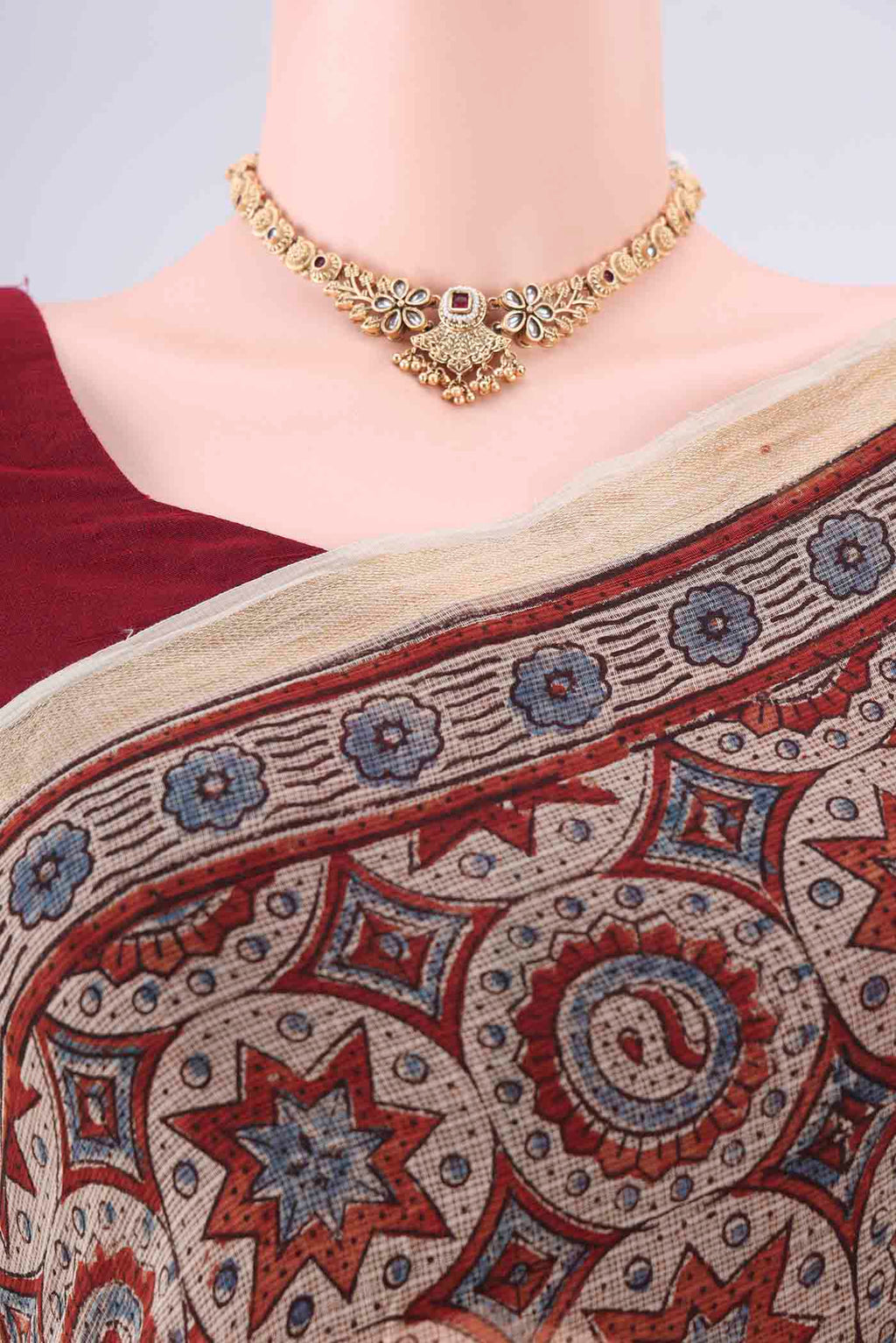 Border image of Off White Kota Cotton Saree with Ajrakh Print on the body and Zari Border. 