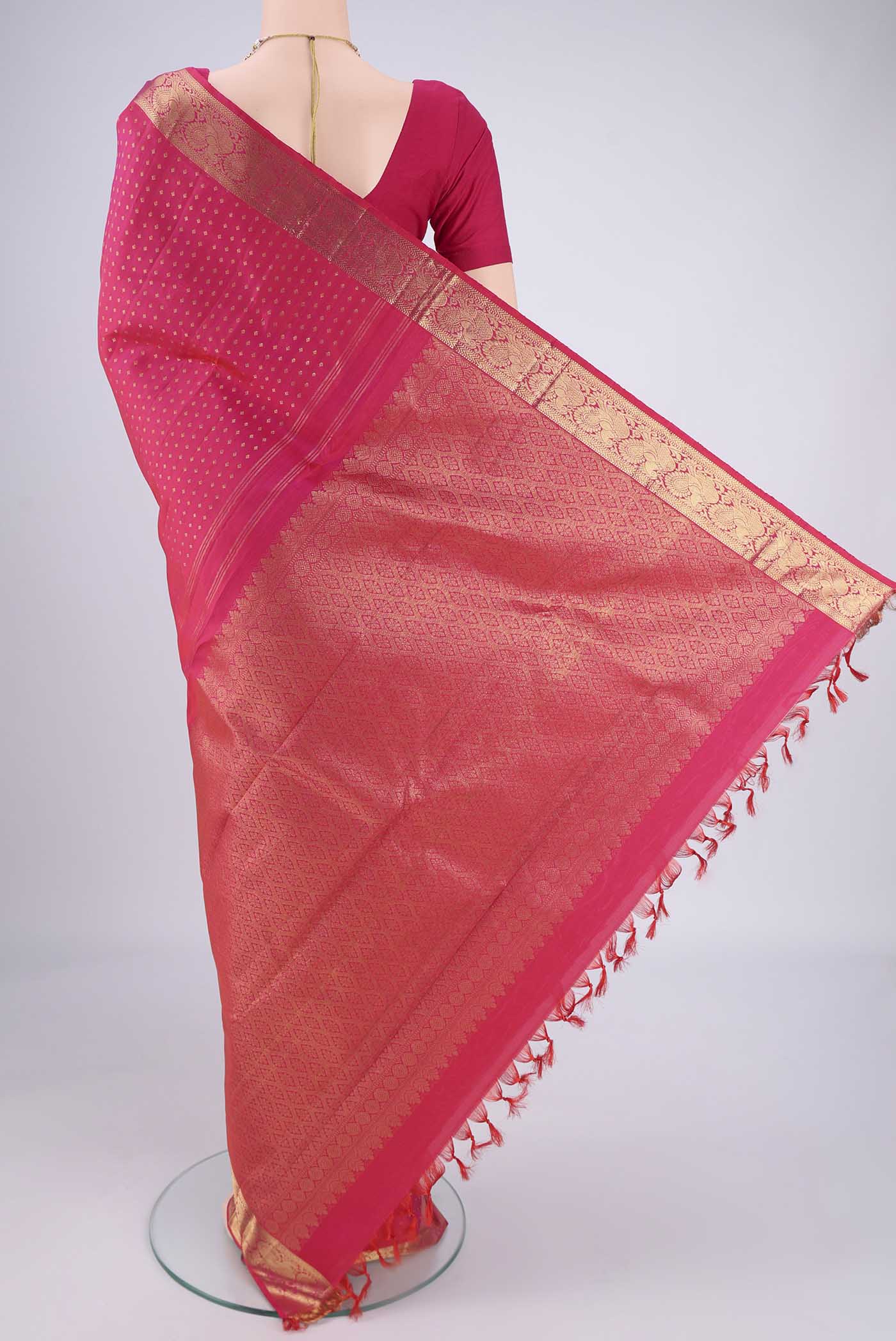 Flat view of Dark Pink Dual Tone Kanjivaram Silk Saree with Zari Butta on the body and Zari Border. 