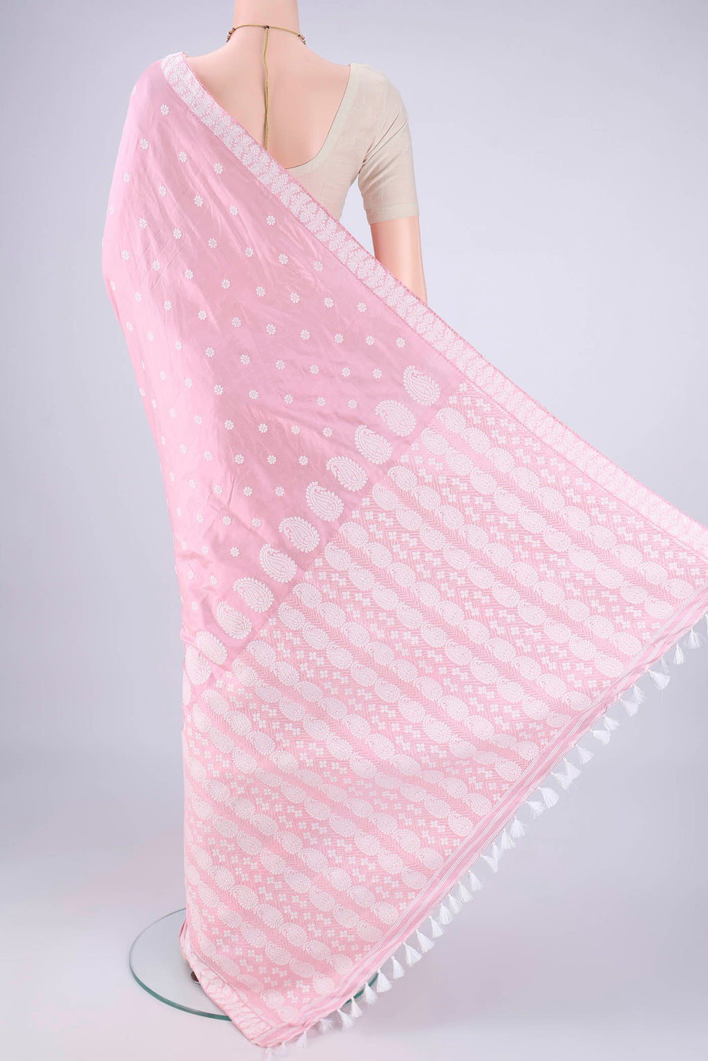 Flat view of Rose pink Assam Silk Saree with Thread Butta on the body and Thread Border. 