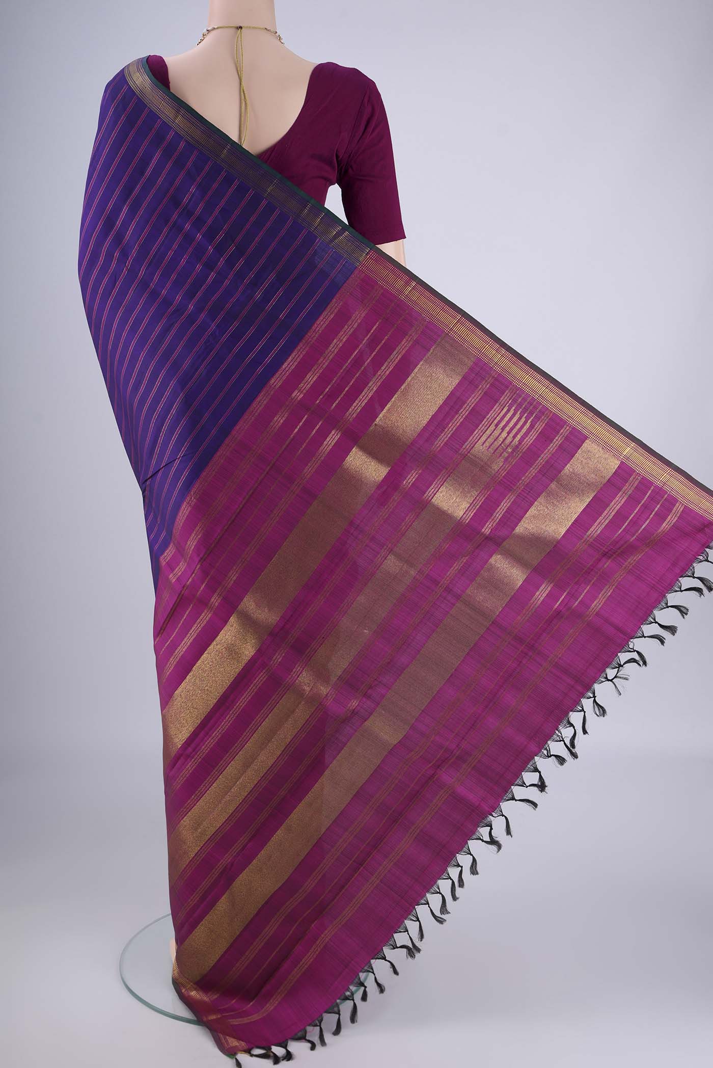 Flat view of Pure Silk Pure Zari Dark Blue Kanchipuram Saree with Partli on the body and Zari Border. 