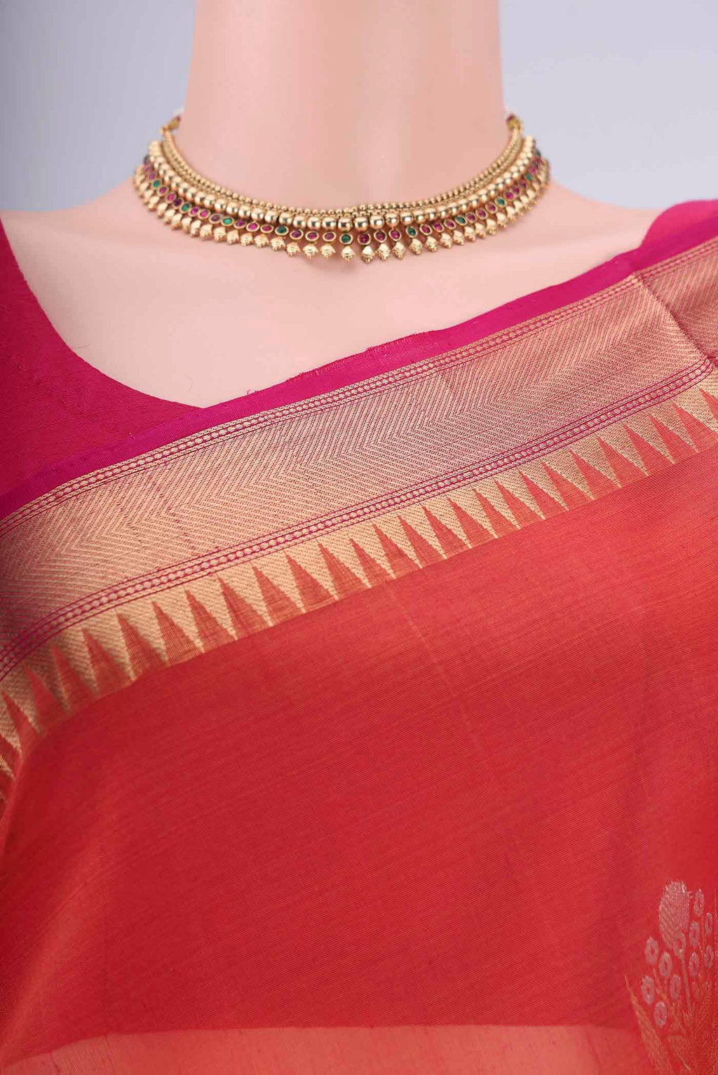 Border image of Brick Orange Kora Cotton Saree with Zari Butta on the body and Zari Border. 