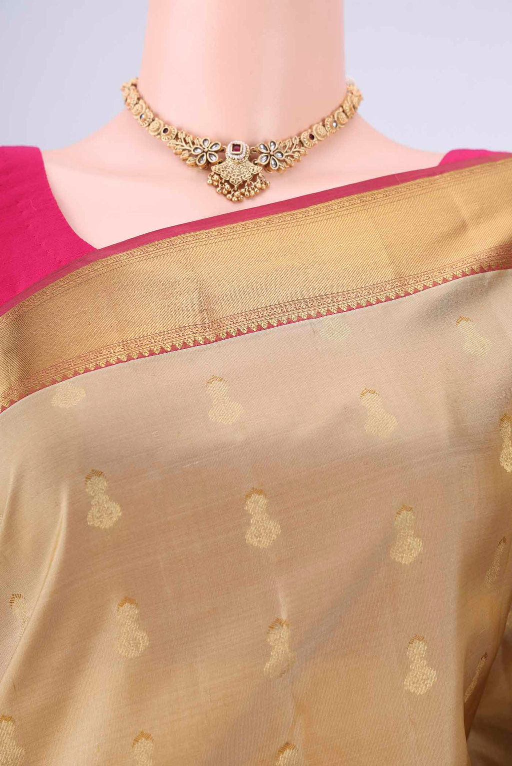 Border image of Dark Beige Nangavalli Silk [ Salem ] Saree with Zari Butta on the body and Zari Border. 