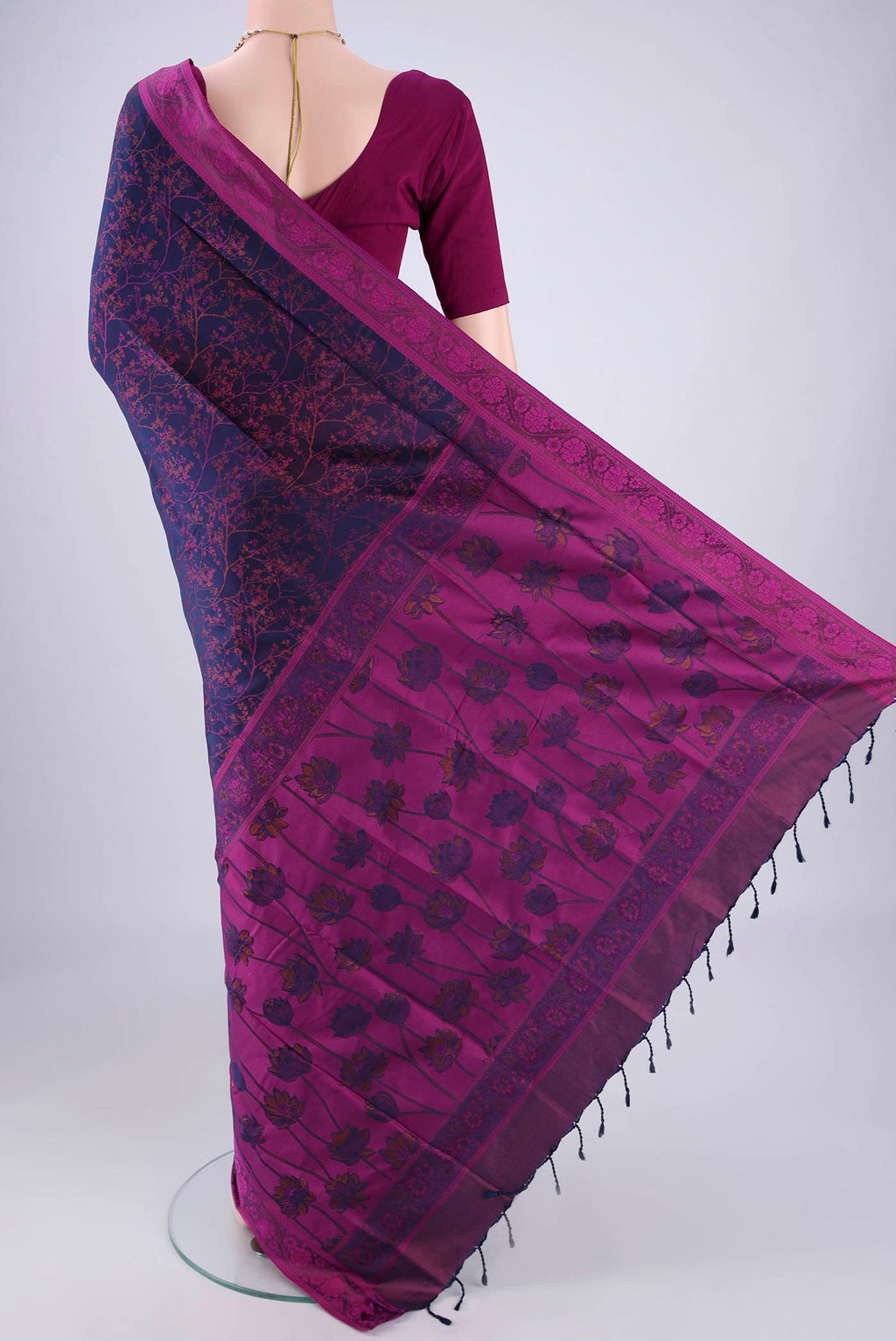 Flat view of Navy Blue Soft Silk Saree with Jacquard design on the body and Thread Border. 