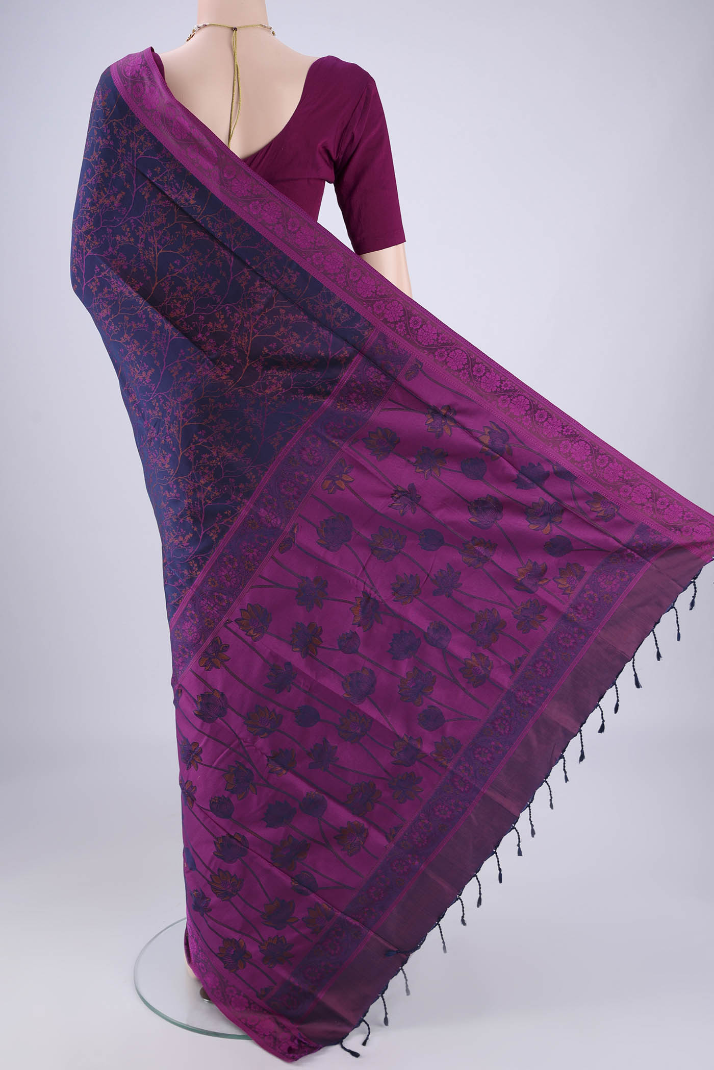 Flat view of Navy Blue Soft Silk Saree with Jacquard design on the body and Thread Border. 