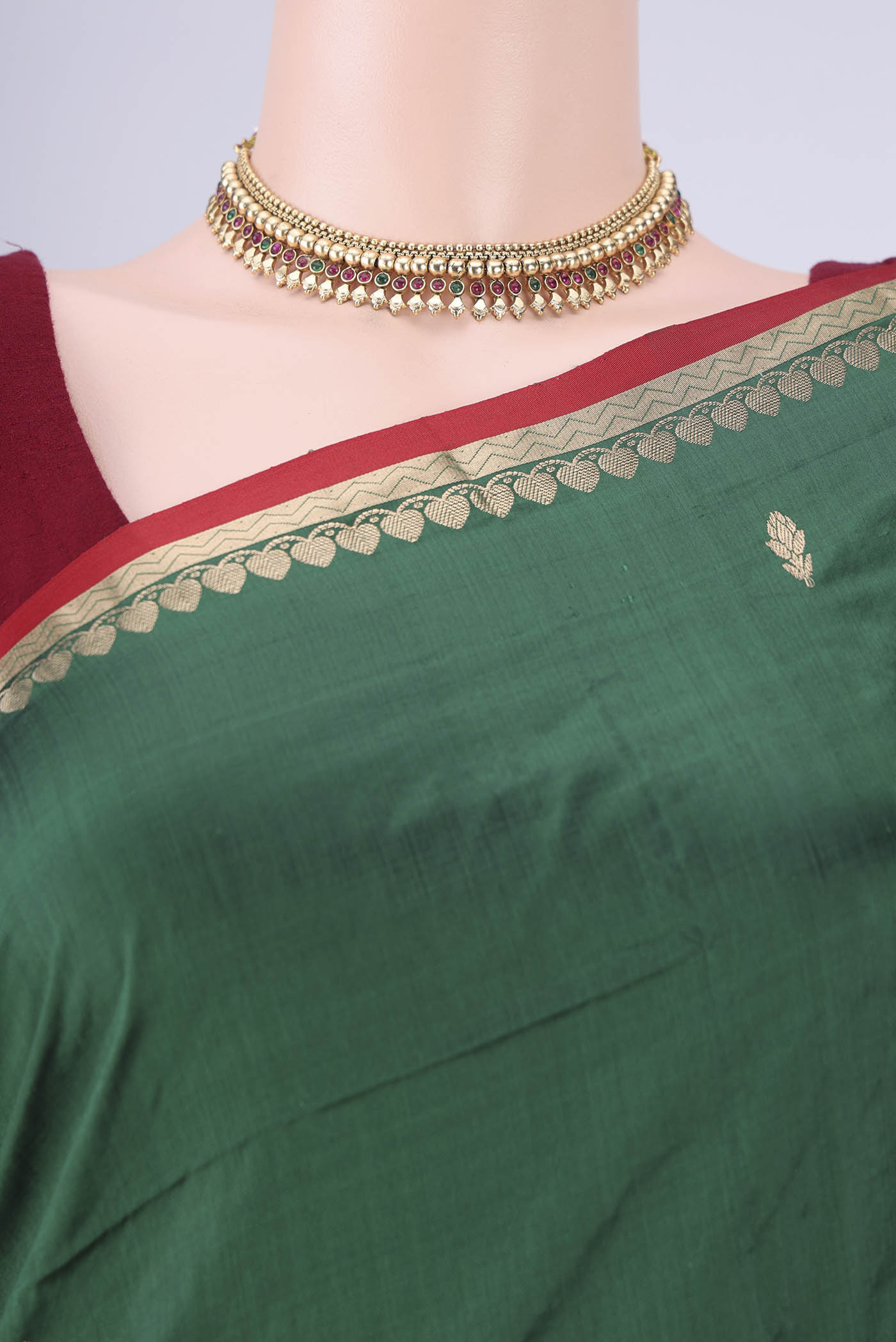 Border image of Bottle Green Banarasi Katan Silk Saree with Zari Butta on the body and Zari Border. 