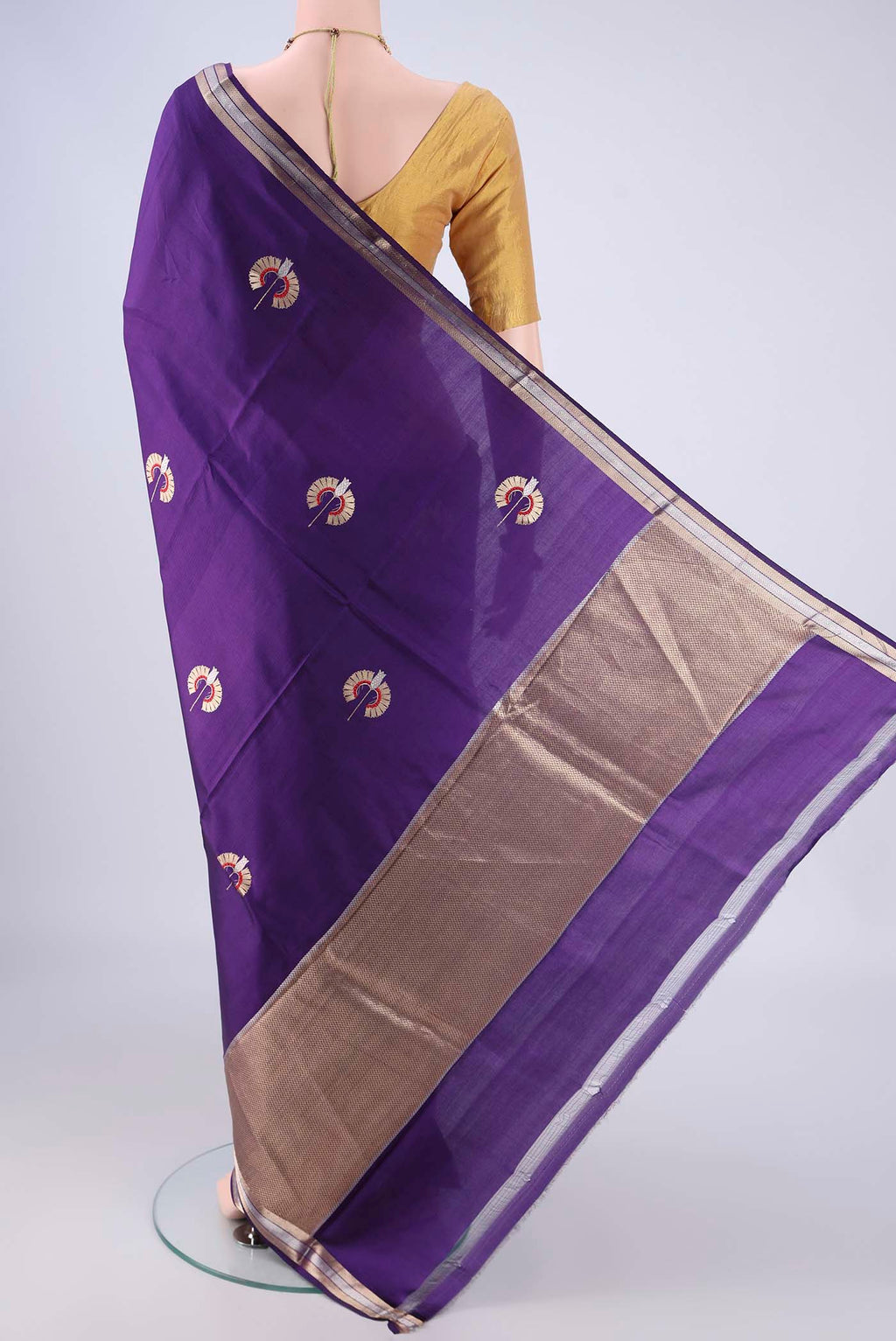 Flat view of Violet Banarasi Silk Saree with Zari And Thread Butta on the body and Zari Border. 