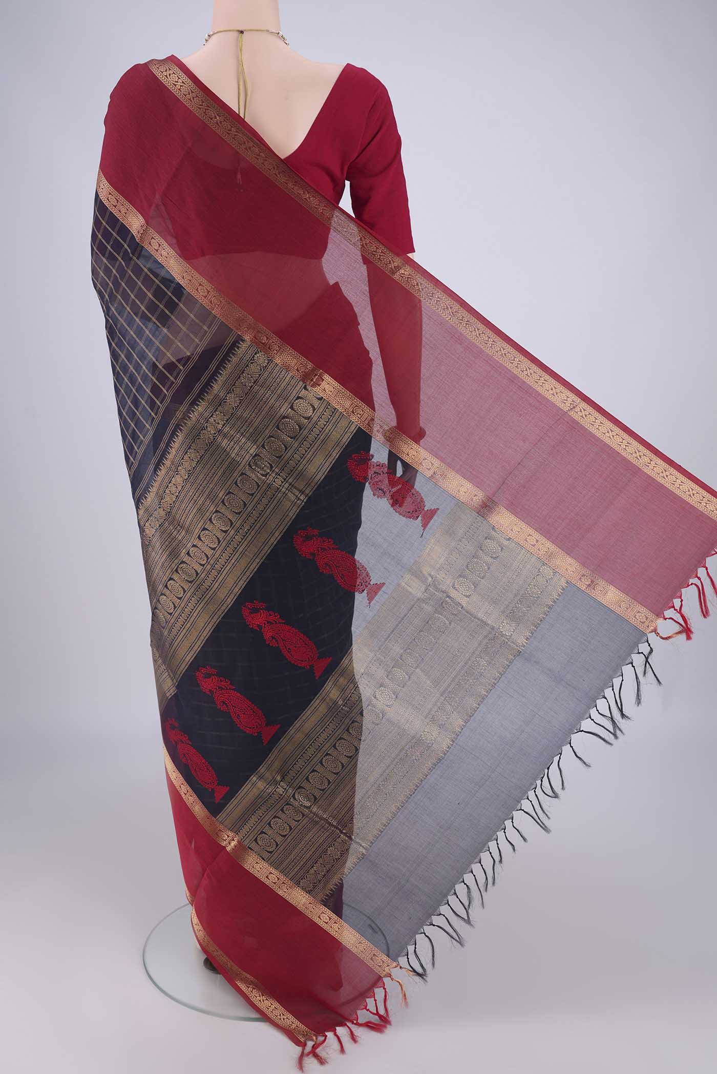 Flat view of Navy Blue Coimbatore Silk Cotton Saree with Checked design on the body and Zari Border. 