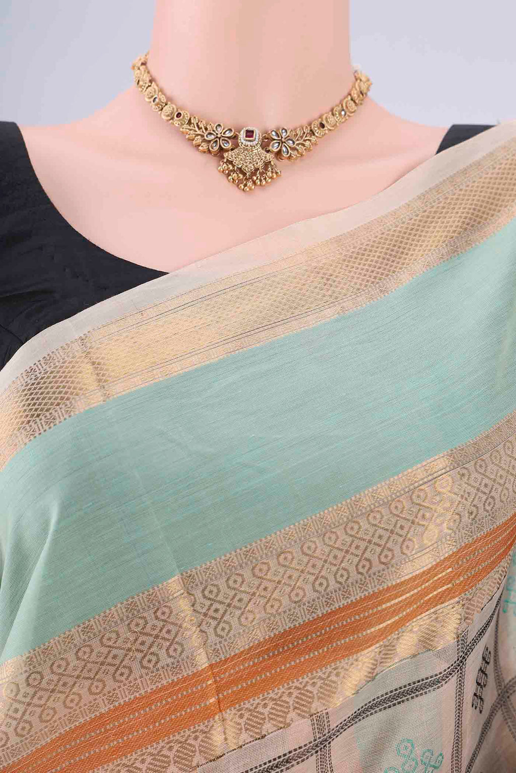 Border image of Beige Coimbatore Silk Cotton Saree with Checked design on the body and Zari Border. 