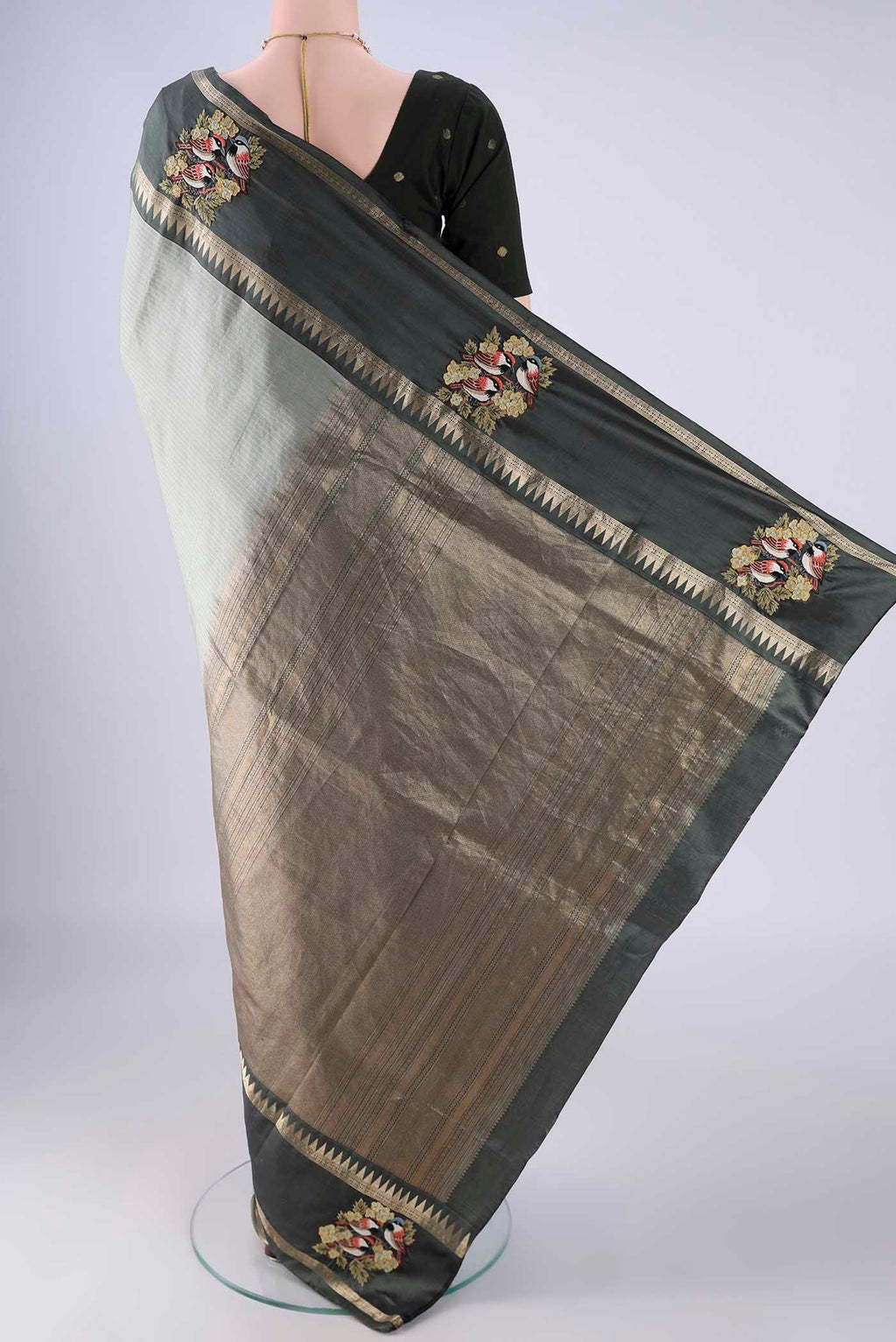 Flat view of Grey Kanchipuram Silk Saree with Stripes on the body and Zari Border. 