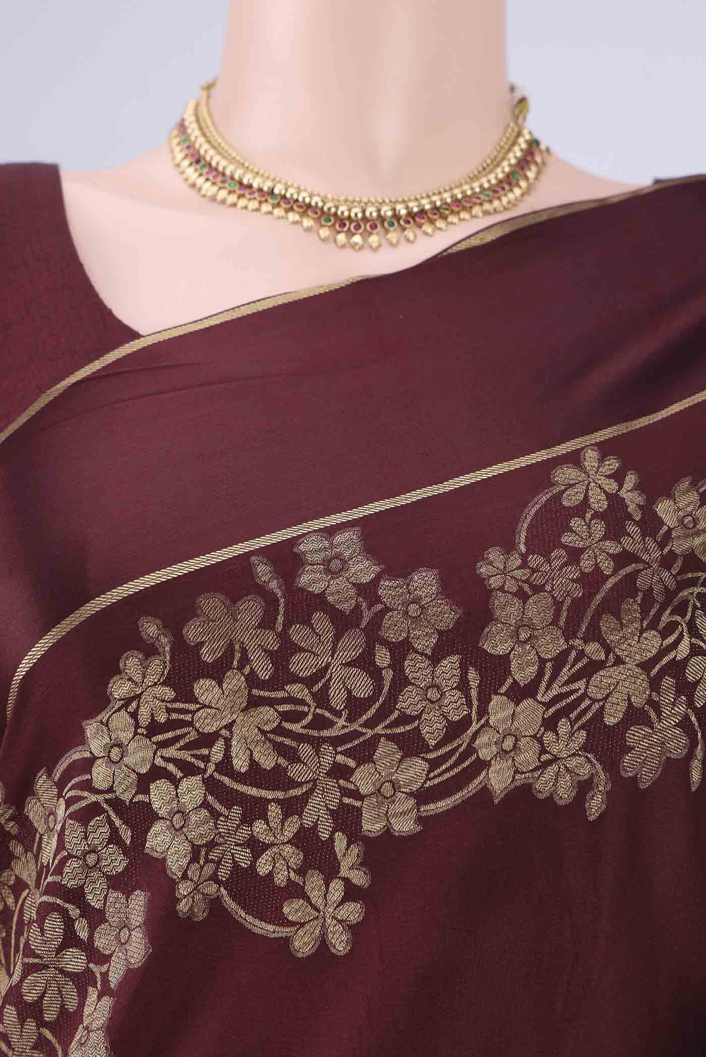Border image of Maroon Mysore Crepe Saree with Plain Body and Zari Border. 