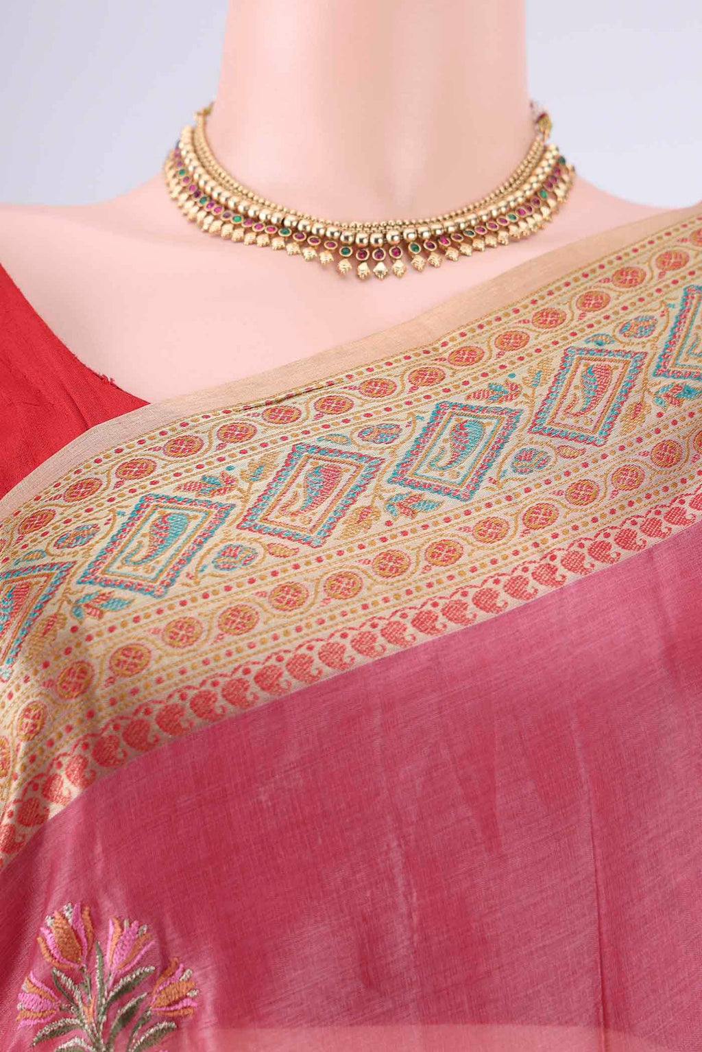 Border image of Pink Banarasi Tussar Silk Saree with Embroidery on the body and Zari Border. 