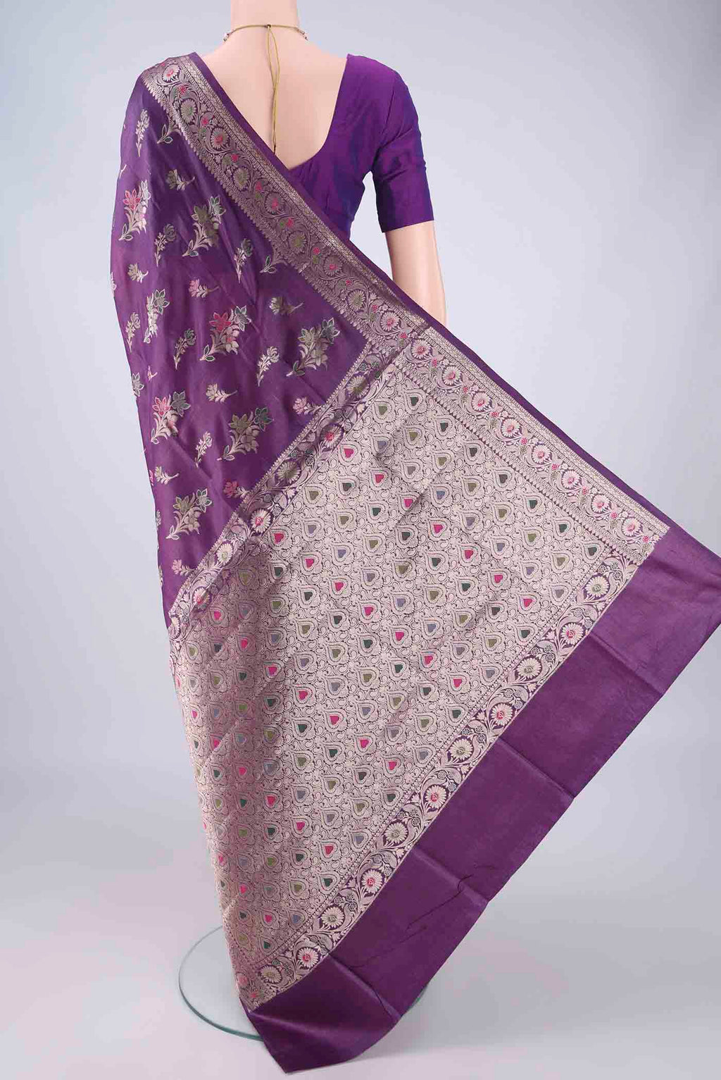 Flat view of Purple Banarasi Tussar Silk Nine Yards Saree with Zari And Thread Butta on the body and Zari And Thread Border. 