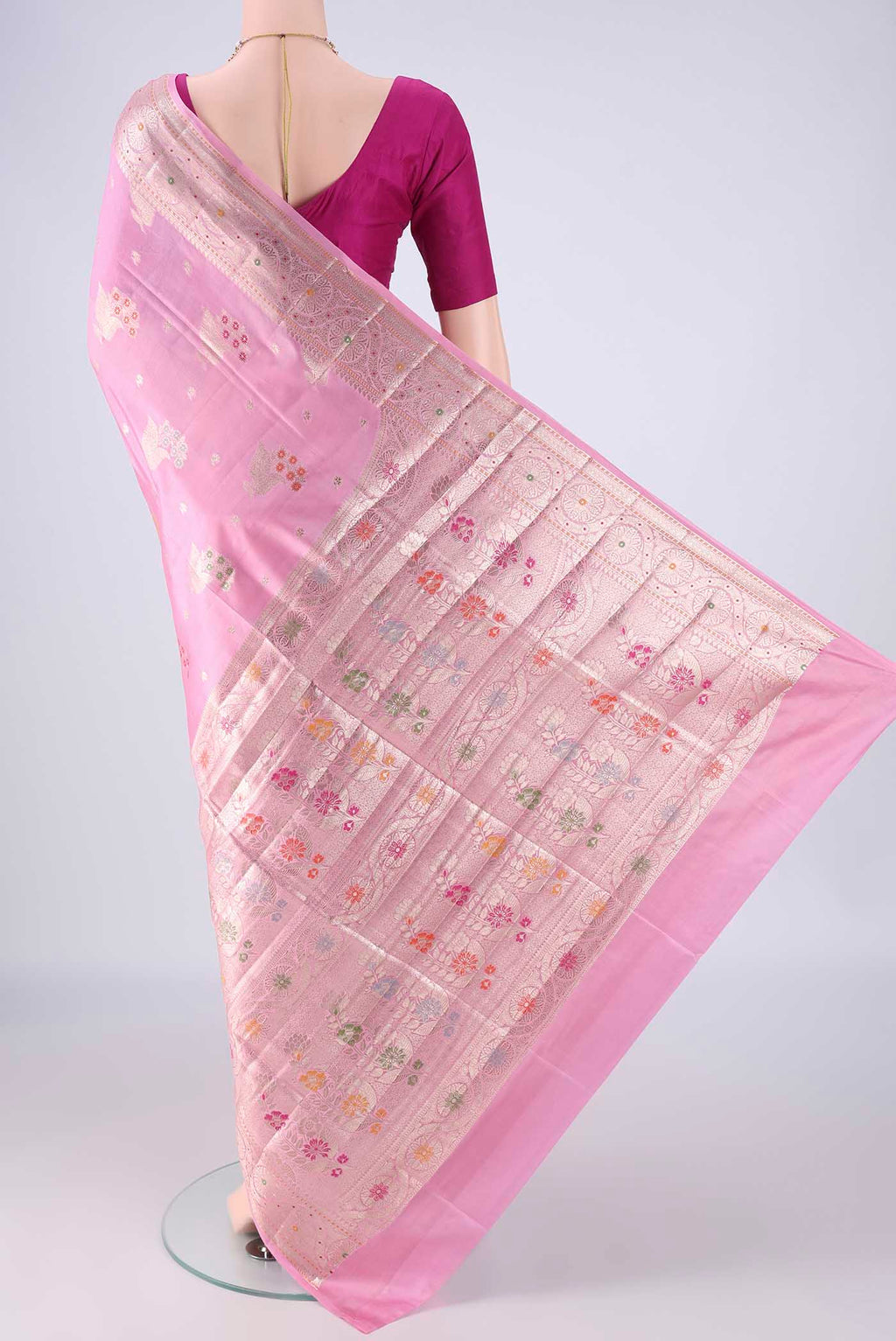 Flat view of Rose pink Banarasi Raw Silk Saree with Zari And Thread Butta on the body and Zari And Thread Border. 