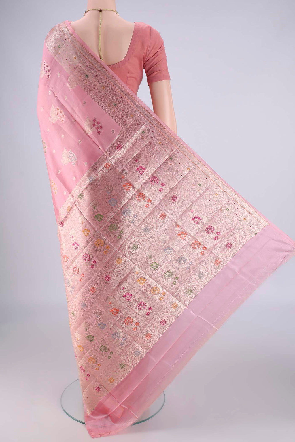 Flat view of Rose pink Banarasi Raw Silk Saree with Zari And Thread Butta on the body and Zari And Thread Border. 