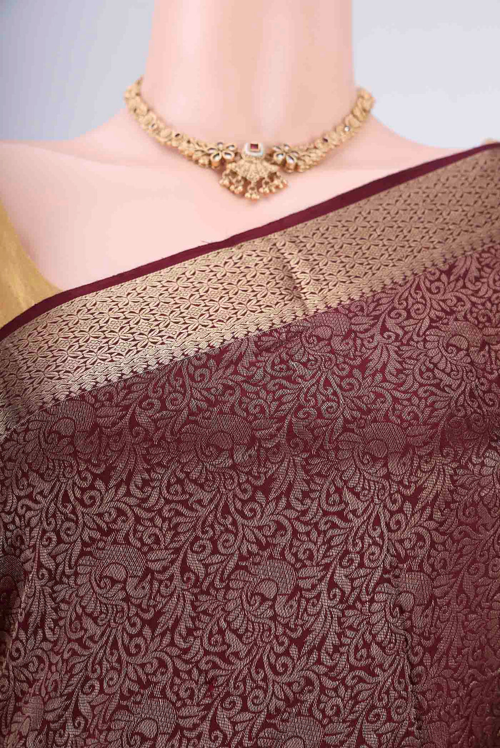 Border image of Coffee Brown Mysore Crepe Saree with Zari Brocade on the body and Zari Border. 