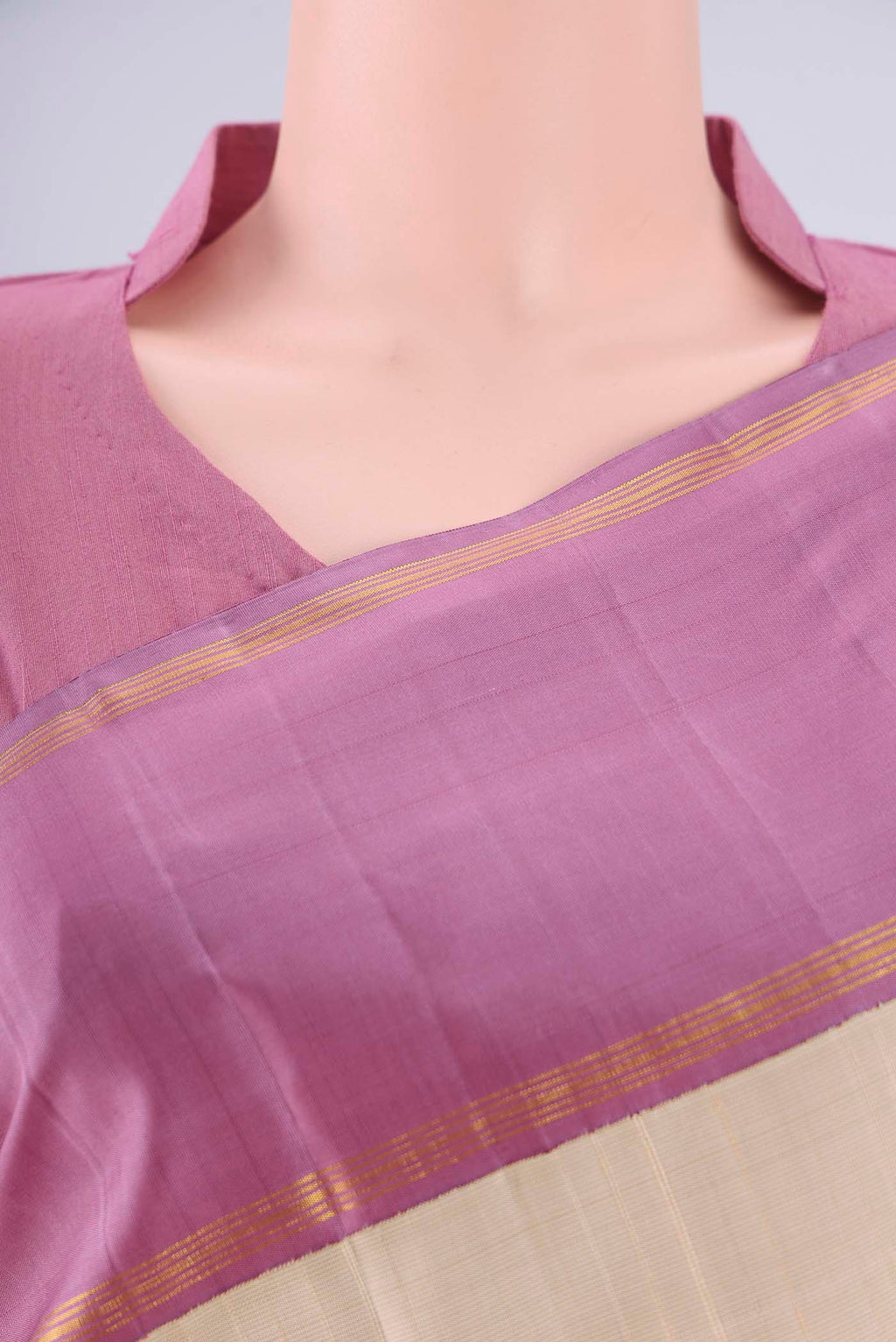 Border image of Cream Kanjivaram Silk Saree with Plain Body and Plain Border. 