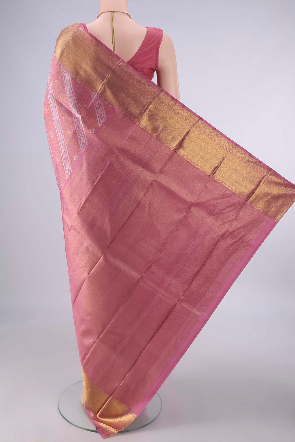 Flat view of Pure Silk Pure Zari Mauve Kanjivaram Saree with Zari Brocade on the body and Zari Border. 