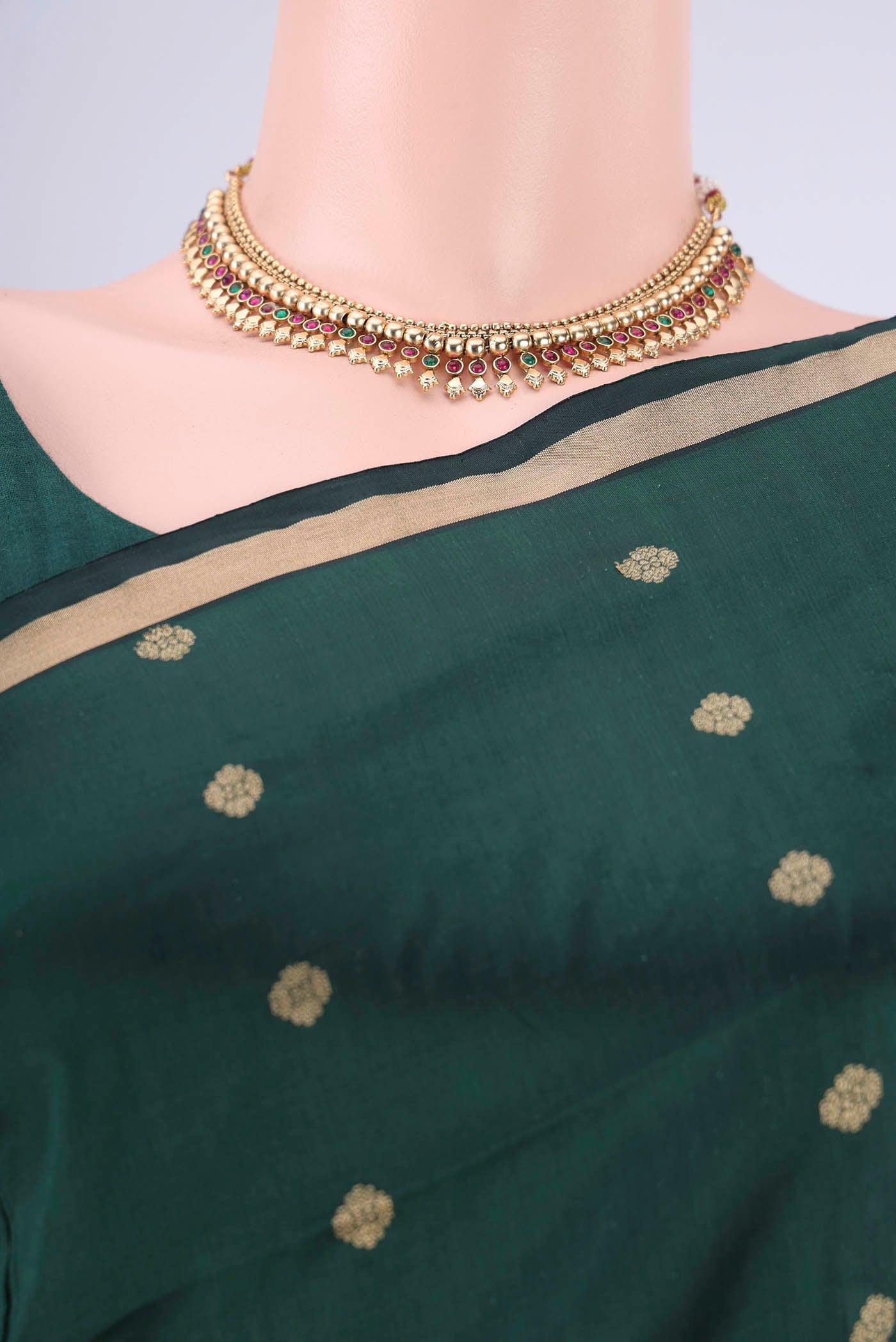 Border image of Bottle Green Banarasi Katan Silk Saree with Zari Butta on the body and Zari Border. 
