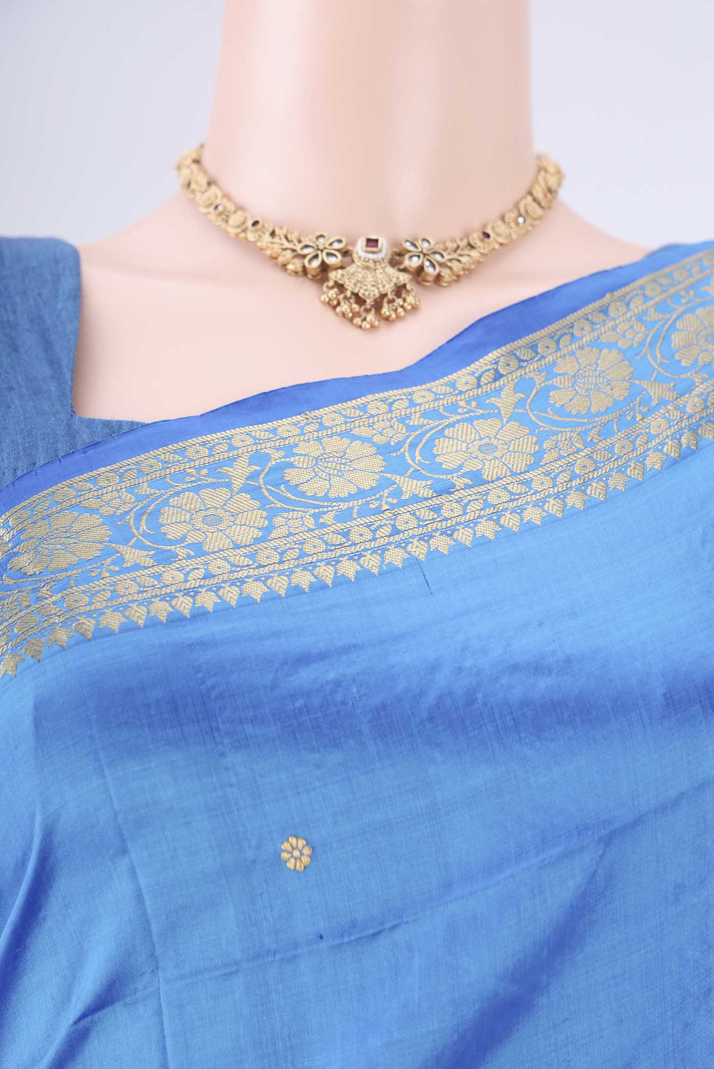 Border image of Blue Dual Tone Banarasi Katan Silk Saree with Zari Butta on the body and Zari Border. 