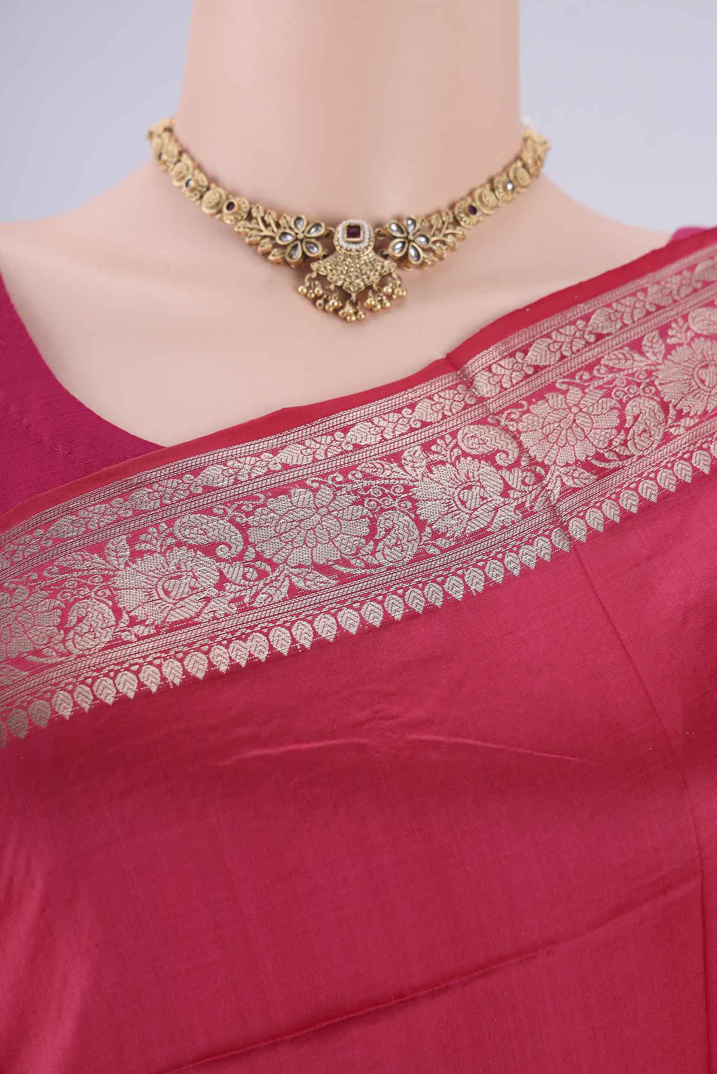 Border image of Dark Pink Banarasi Katan Silk Saree with Zari Butta on the body and Zari Border. 