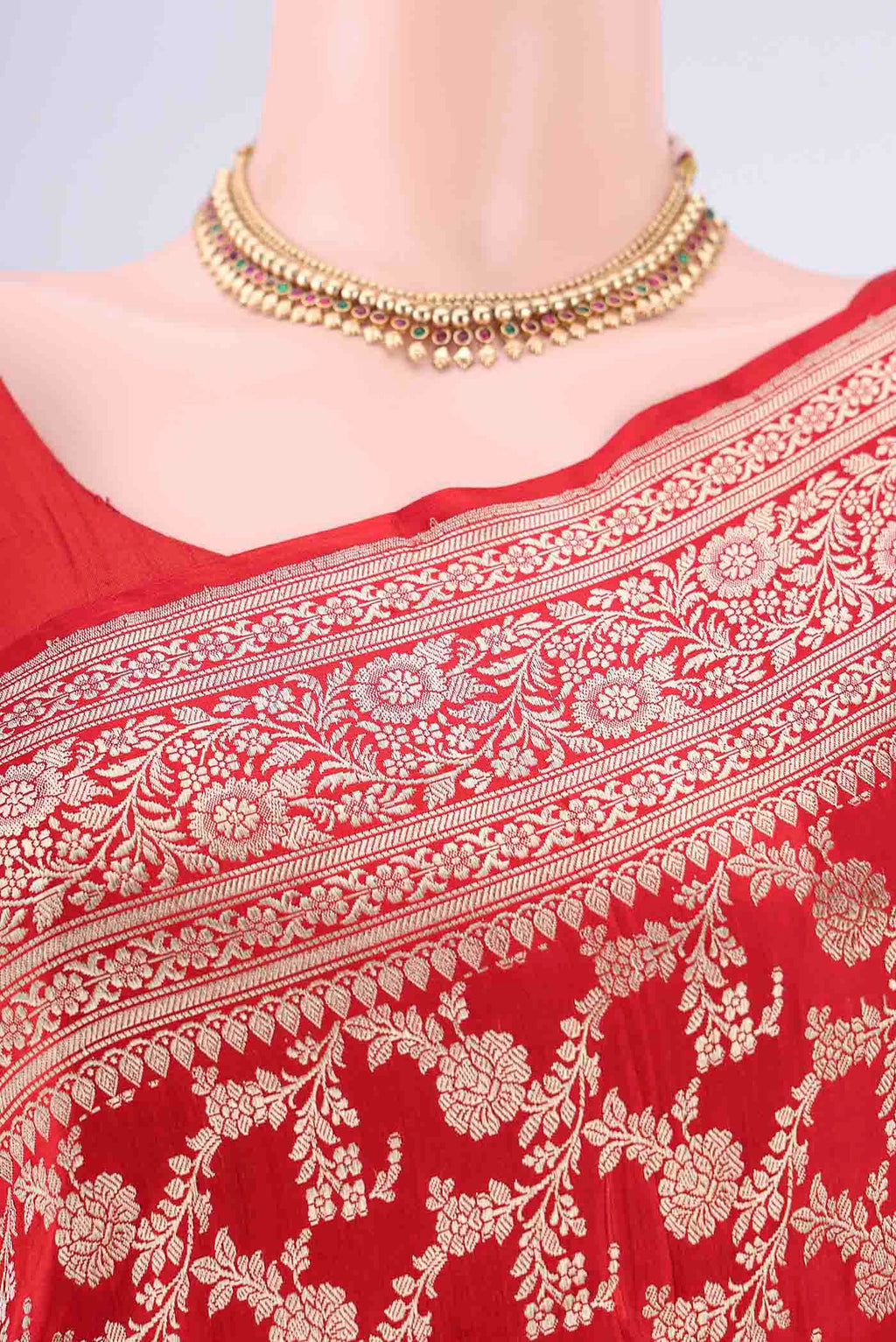 Border image of Red Banarasi Silk Saree with Zari Brocade on the body and Zari Border. 