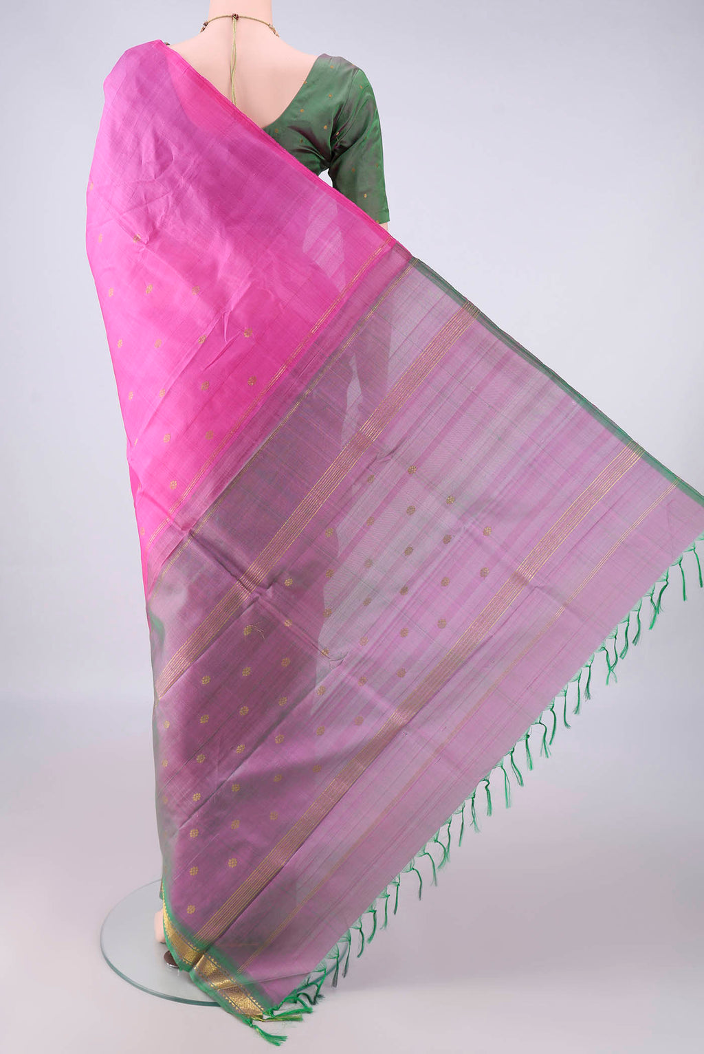 Flat view of Pure Silk Pink Kanchipuram Saree with Zari Butta on the body and One Side Border. 