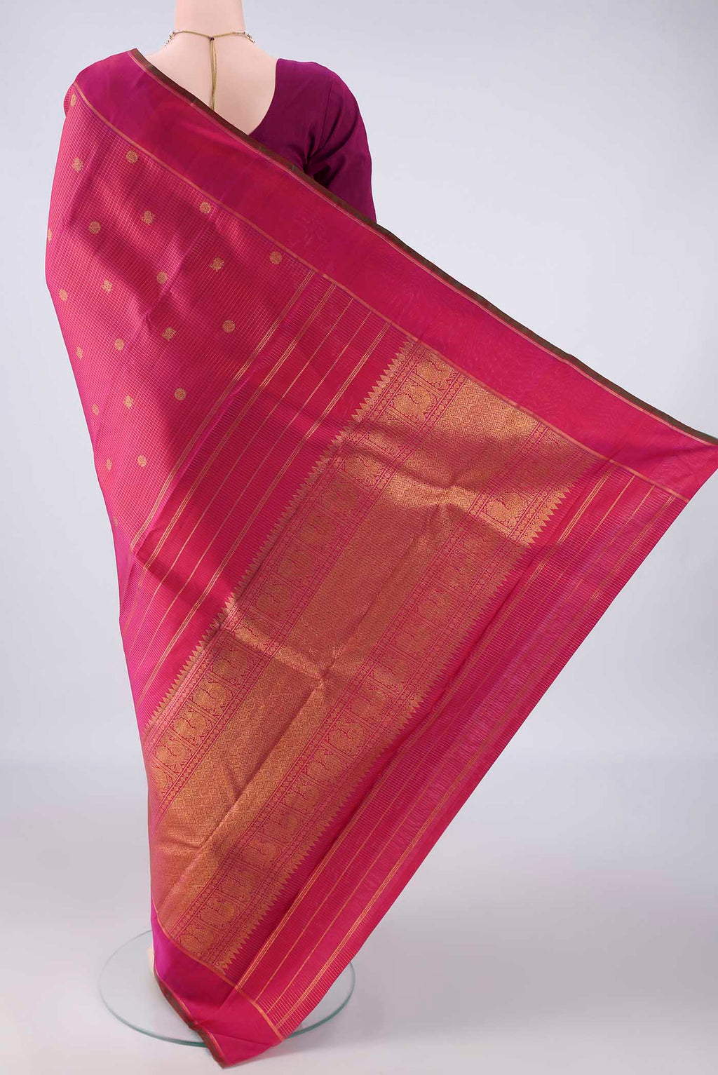 Flat view of Pure Silk Pure Zari Pink Kanjivaram Saree with Checked design on the body and Zari Border. 