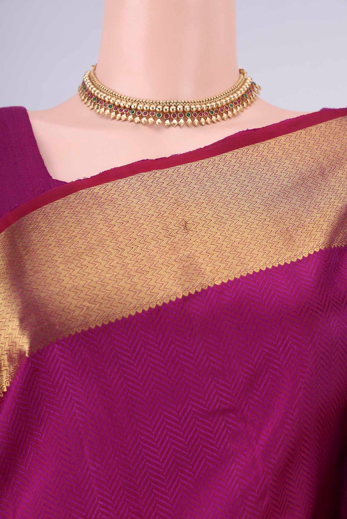Border image of Pure Silk Magenta Kanjivaram Saree with Jacquard design on the body and Zari Border. 