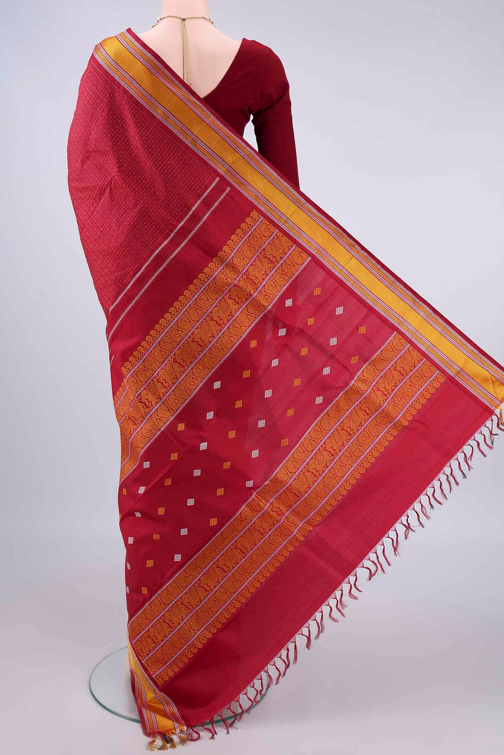 Flat view of Pure Silk Red Kanjivaram Saree with Checked design on the body and Thread Border. 