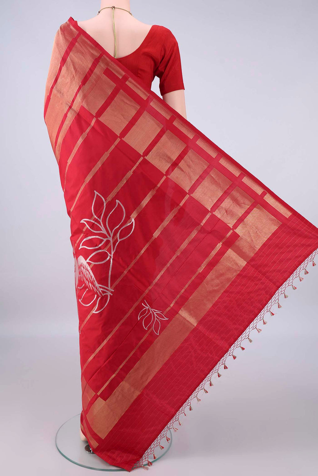 Flat view of Pure Silk Red Banarasi Saree with Zari Butta on the body and Zari Border. 