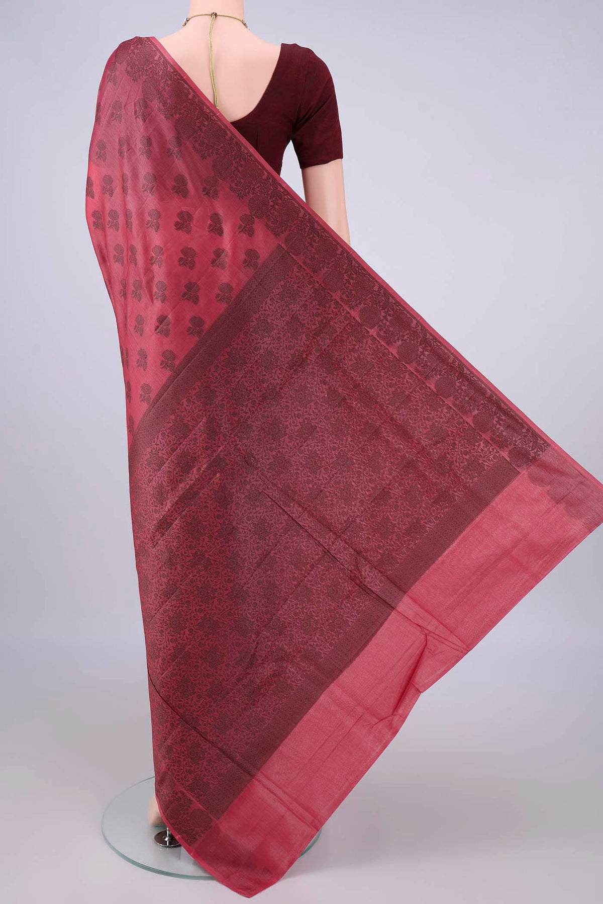 Flat view of Peach Banarasi Tussar Saree with Thread Butta on the body and Thread Border. 