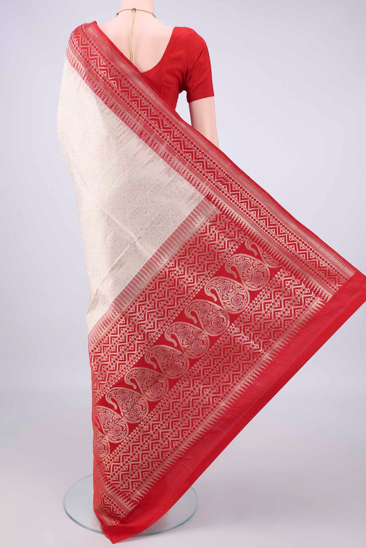 Flat view of Pure Silk Off White Soft Saree with Zari Brocade on the body and Zari Border. 
