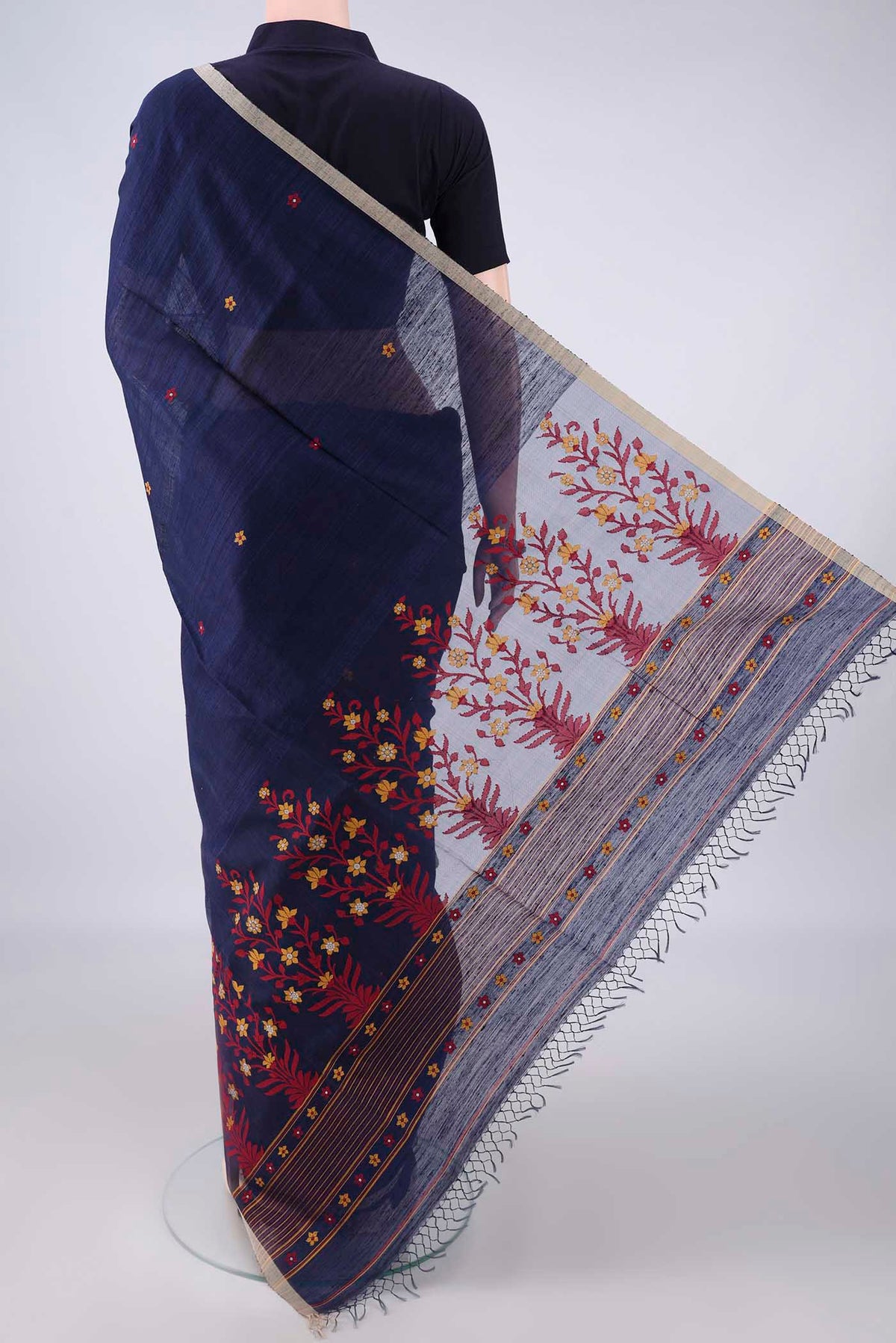 Flat view of Pure Silk Navy Blue Jute Saree with Jamdani on the body and Plain Border. 