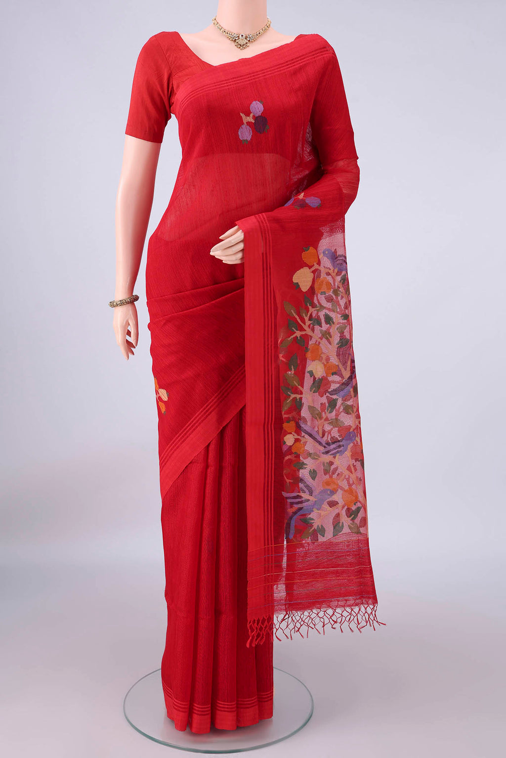 Pure Silk Red Jute Saree with Jamdani on the body and Plain Border.  displayed on a mannequin