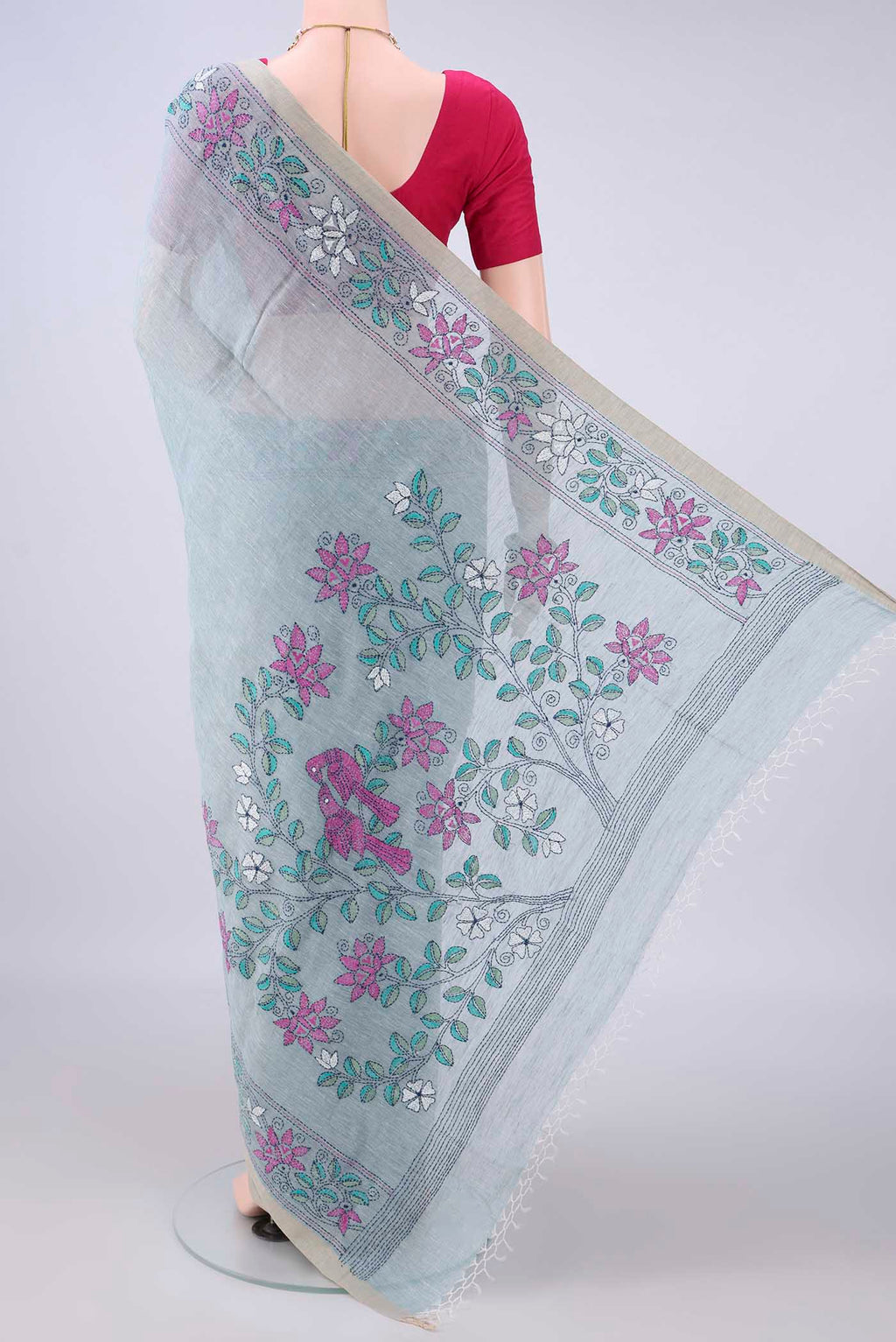 Flat view of Sky Blue Linen Saree with Plain Body and Thread Border. 