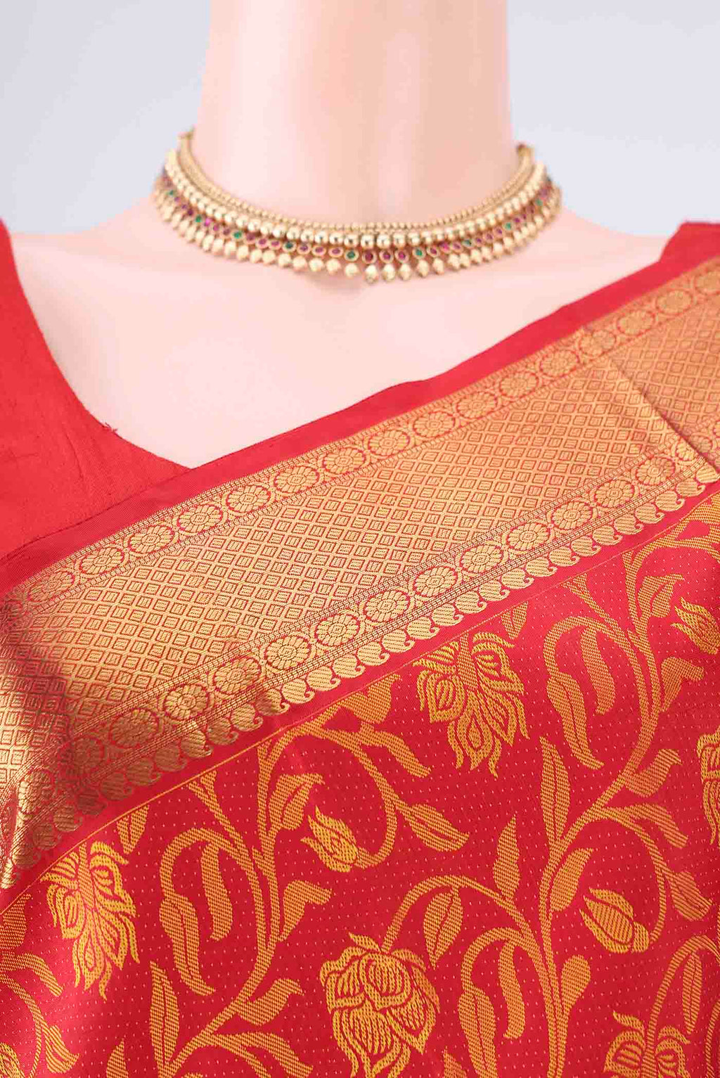 Border image of Pure Silk Red Kanjivaram Saree with Jacquard design on the body and Zari Border. 
