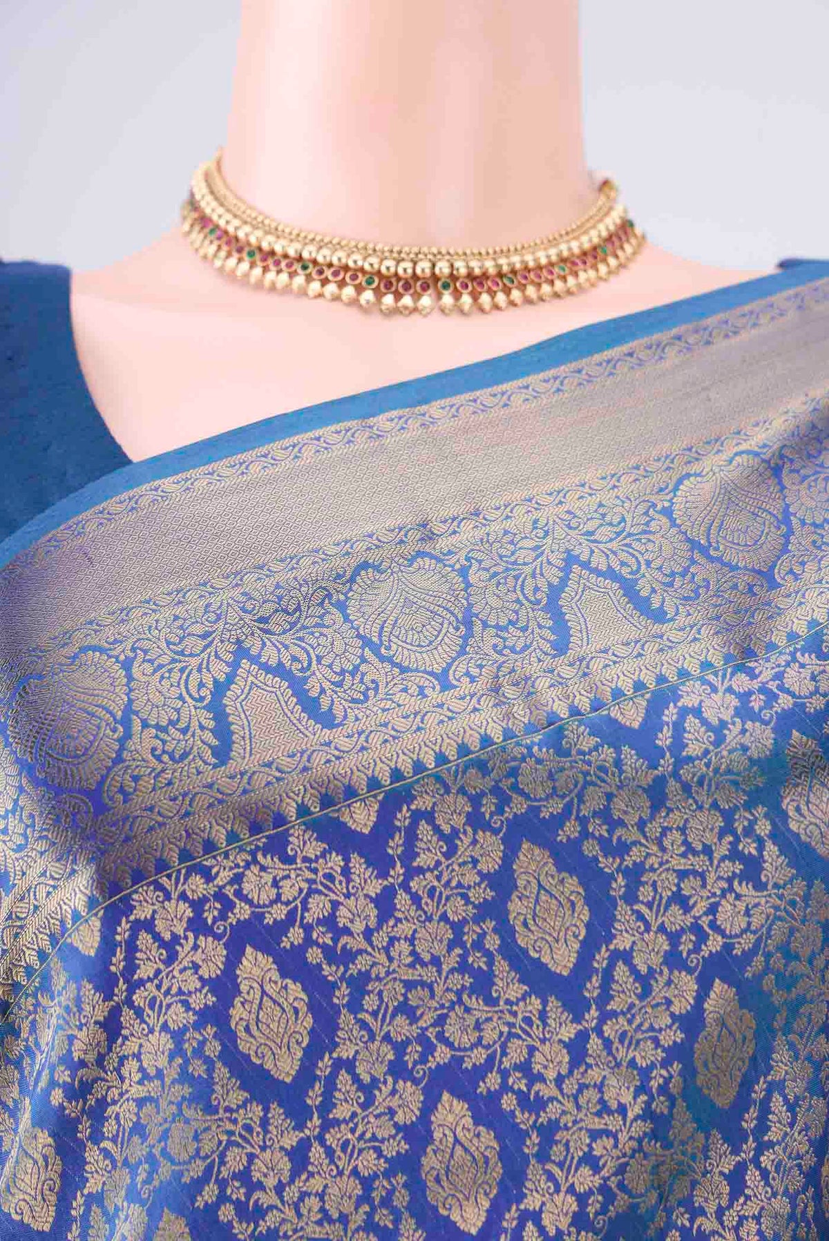 Border image of Pure Silk Blue Kanjivaram Saree with Zari Brocade on the body and Zari Border. 